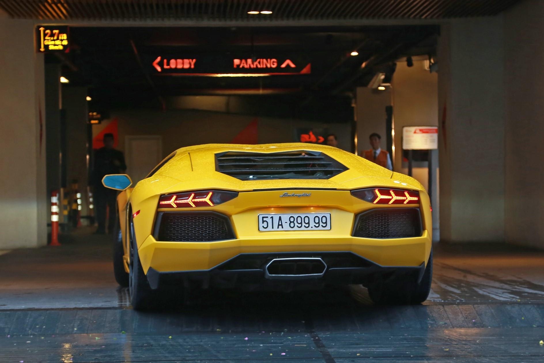 Lamborghini Aventador dau tien Viet Nam anh 6
