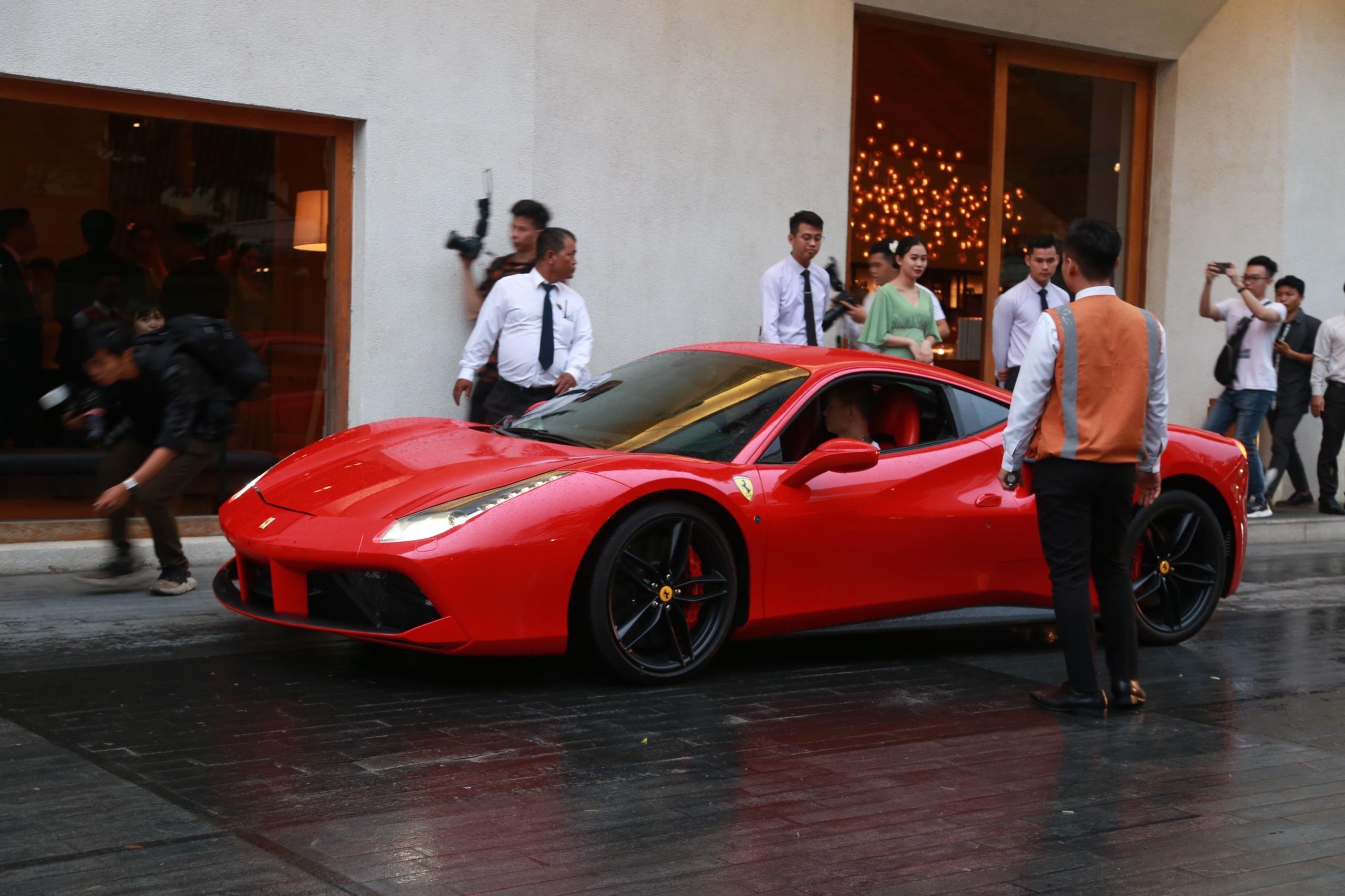 Sieu xe Ferrari 488 GTB Tuan Hung anh 3
