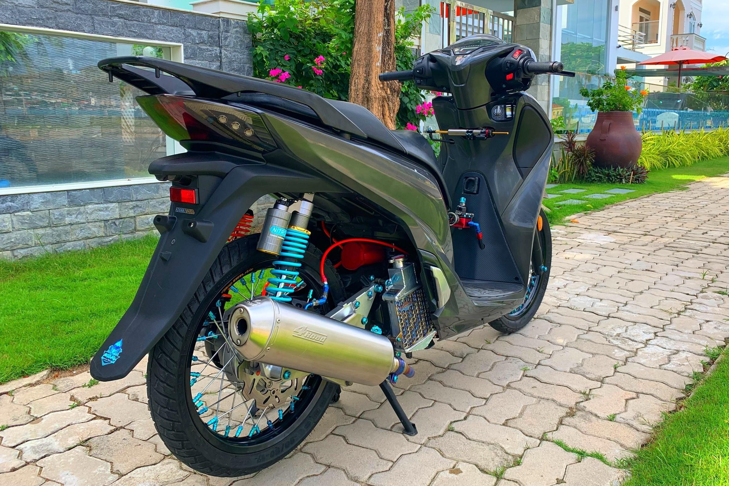 Honda SH 150i do 300 trieu anh 11
