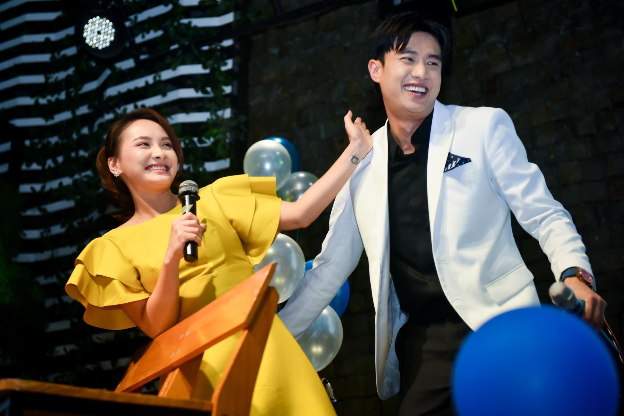 Dan xe cua dien vien Ve nha di con anh 1