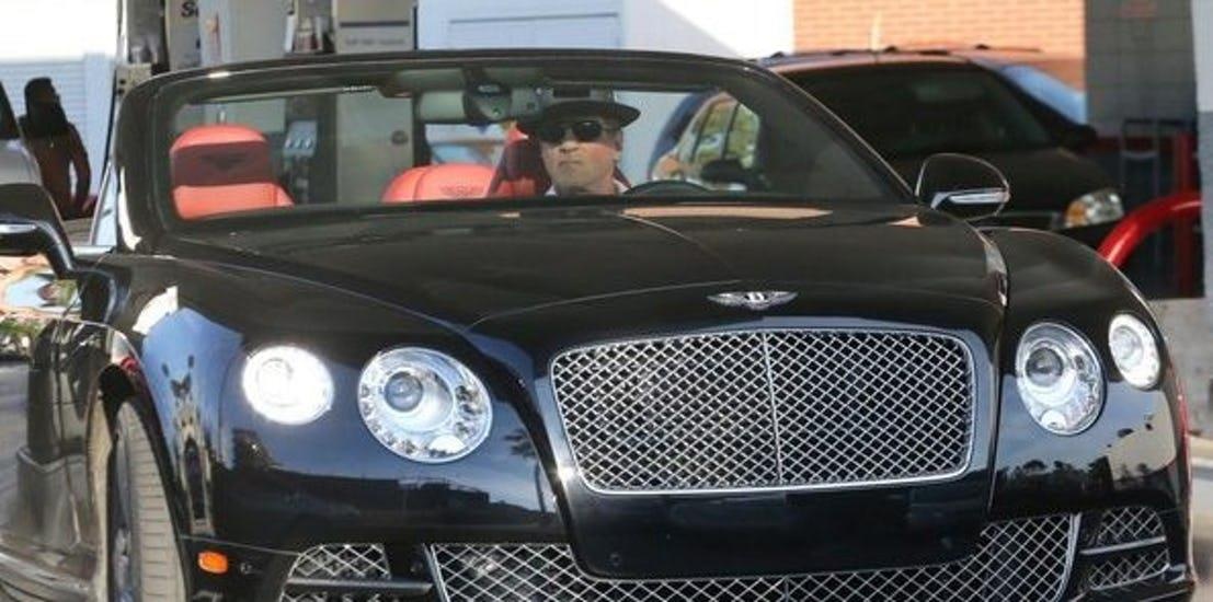 Bo suu tap xe cua Rambo anh 5