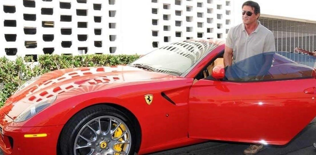 Bo suu tap xe cua Rambo anh 3