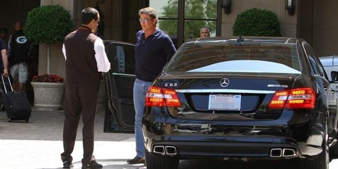 Bo suu tap xe cua Rambo anh 7