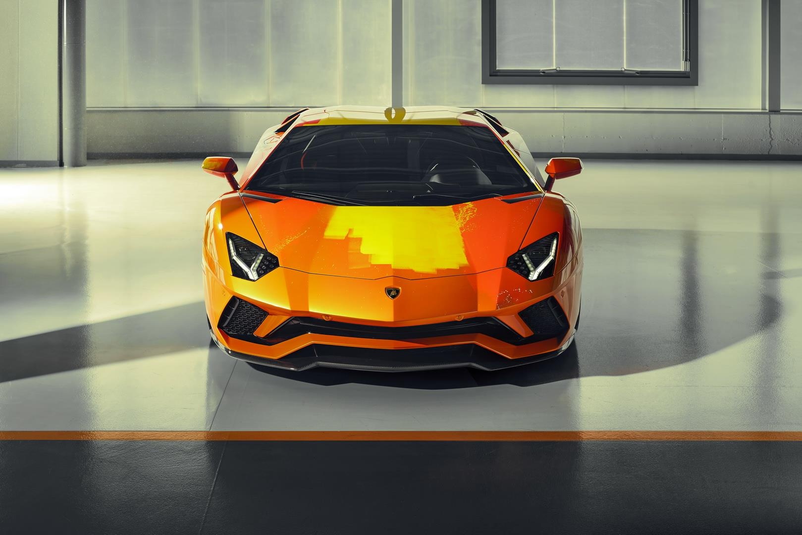Lamborghini Aventador S ve tay anh 7