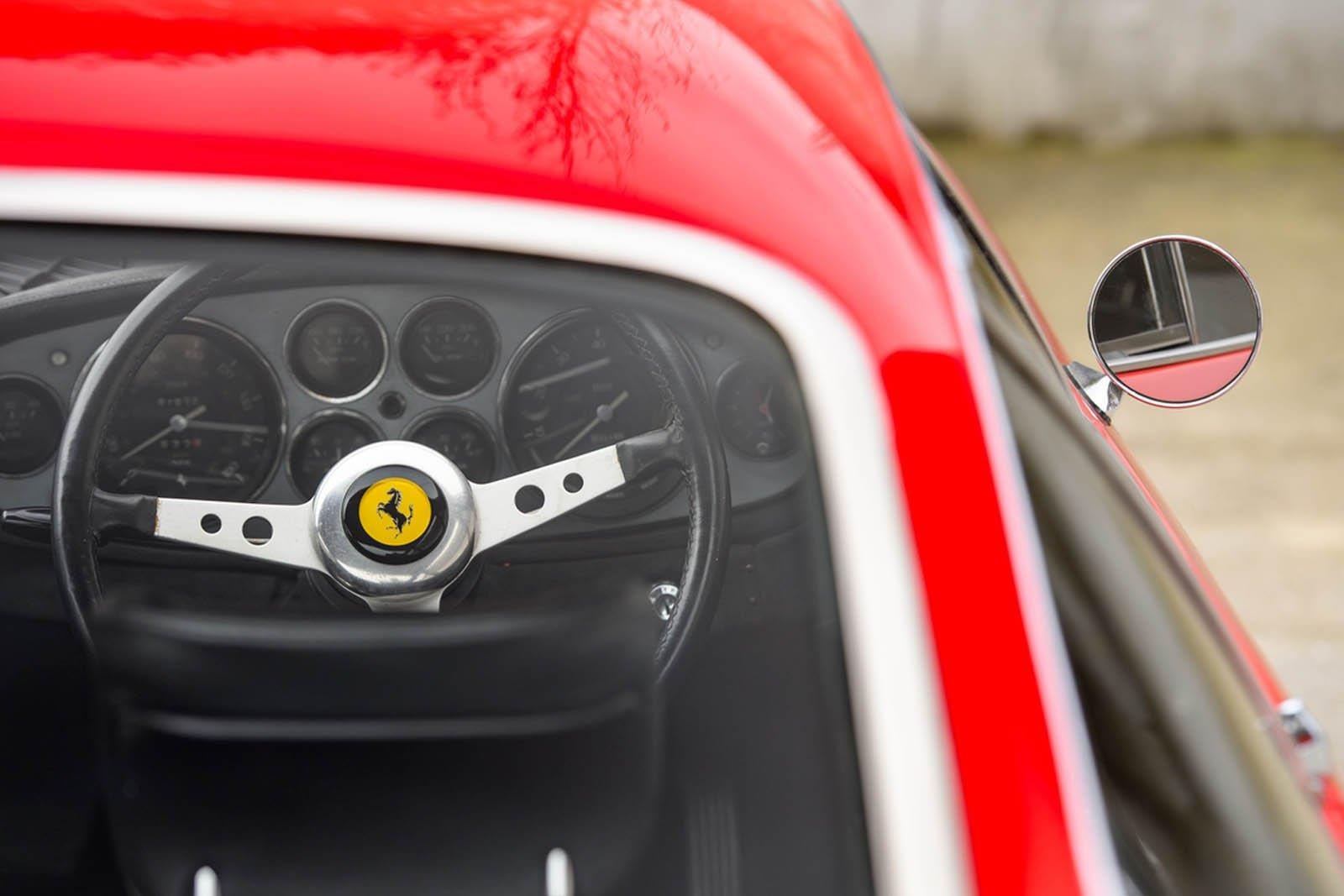 Ferrari 365 GTB/4 Daytona Elton John anh 5