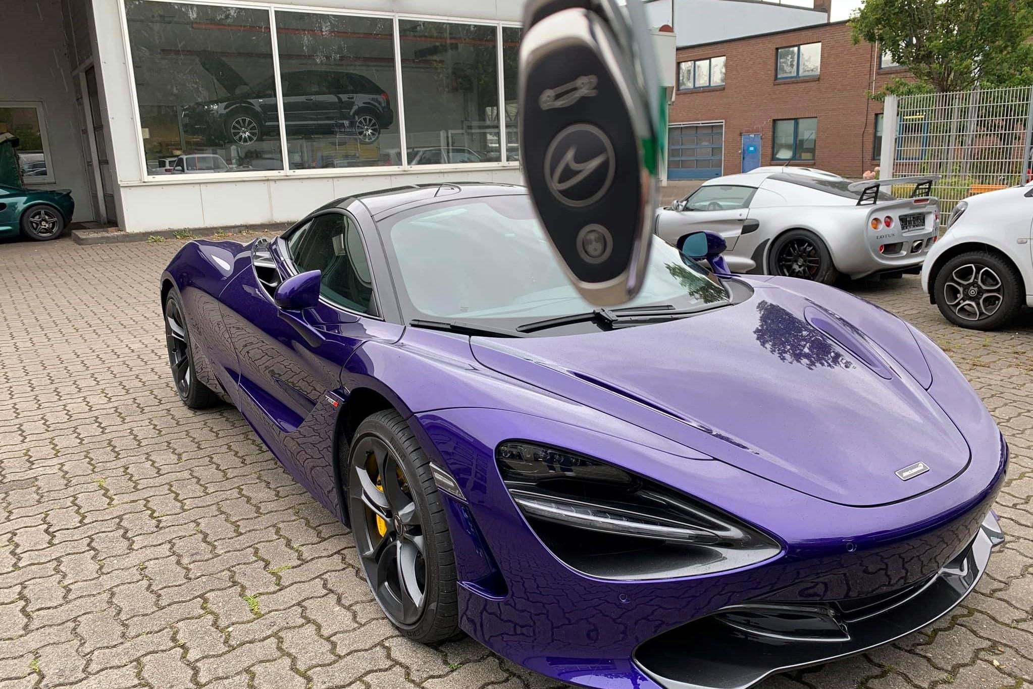 Sieu xe McLaren 720S thu 6 ve Viet Nam, so huu mau tim doc nhat hinh anh