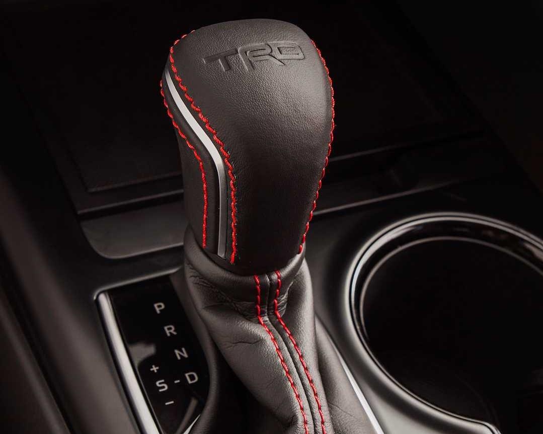 Toyota Camry TRD ra mat anh 7