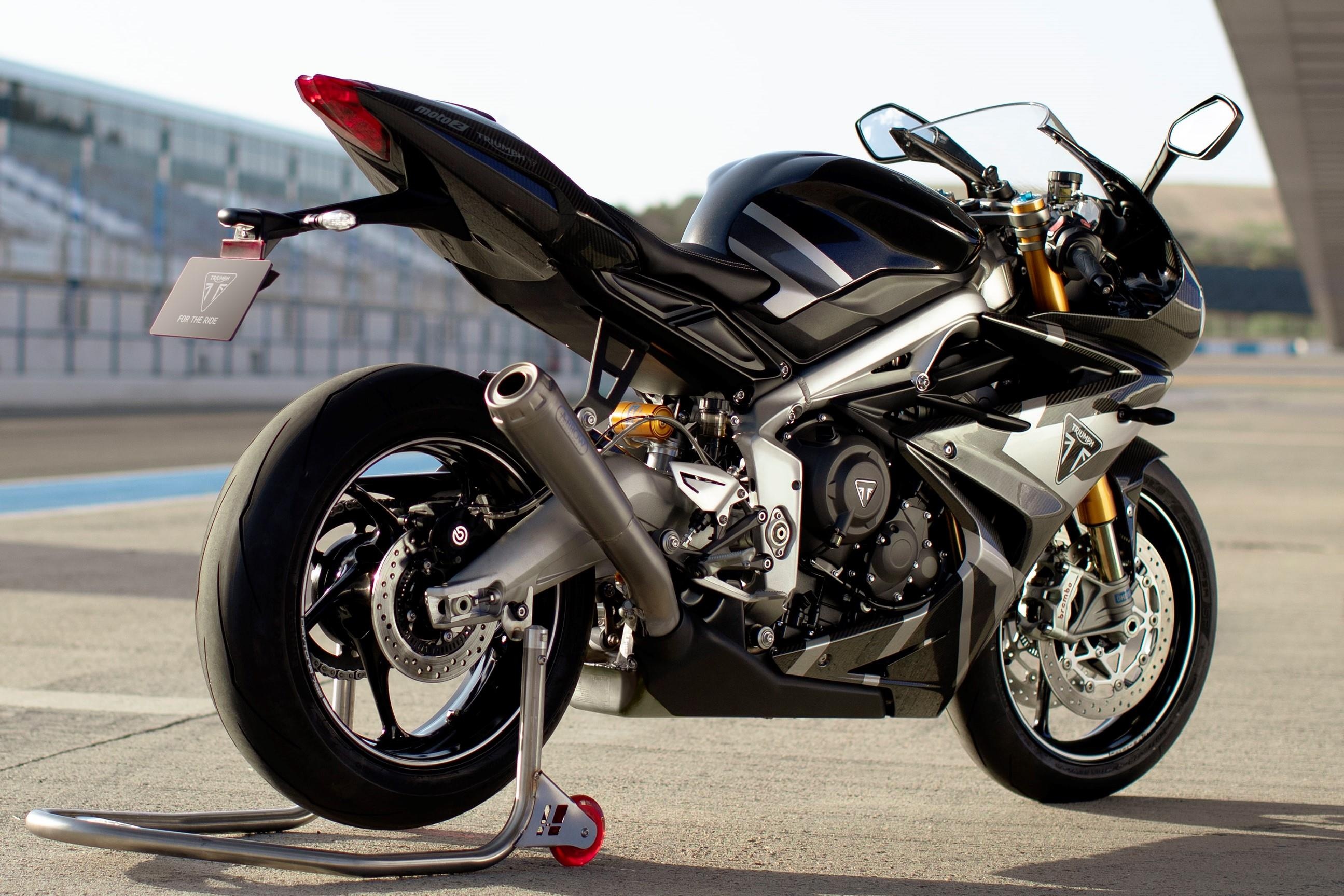 Triumph Daytona Moto2 765 Limited Edition ra mat anh 9