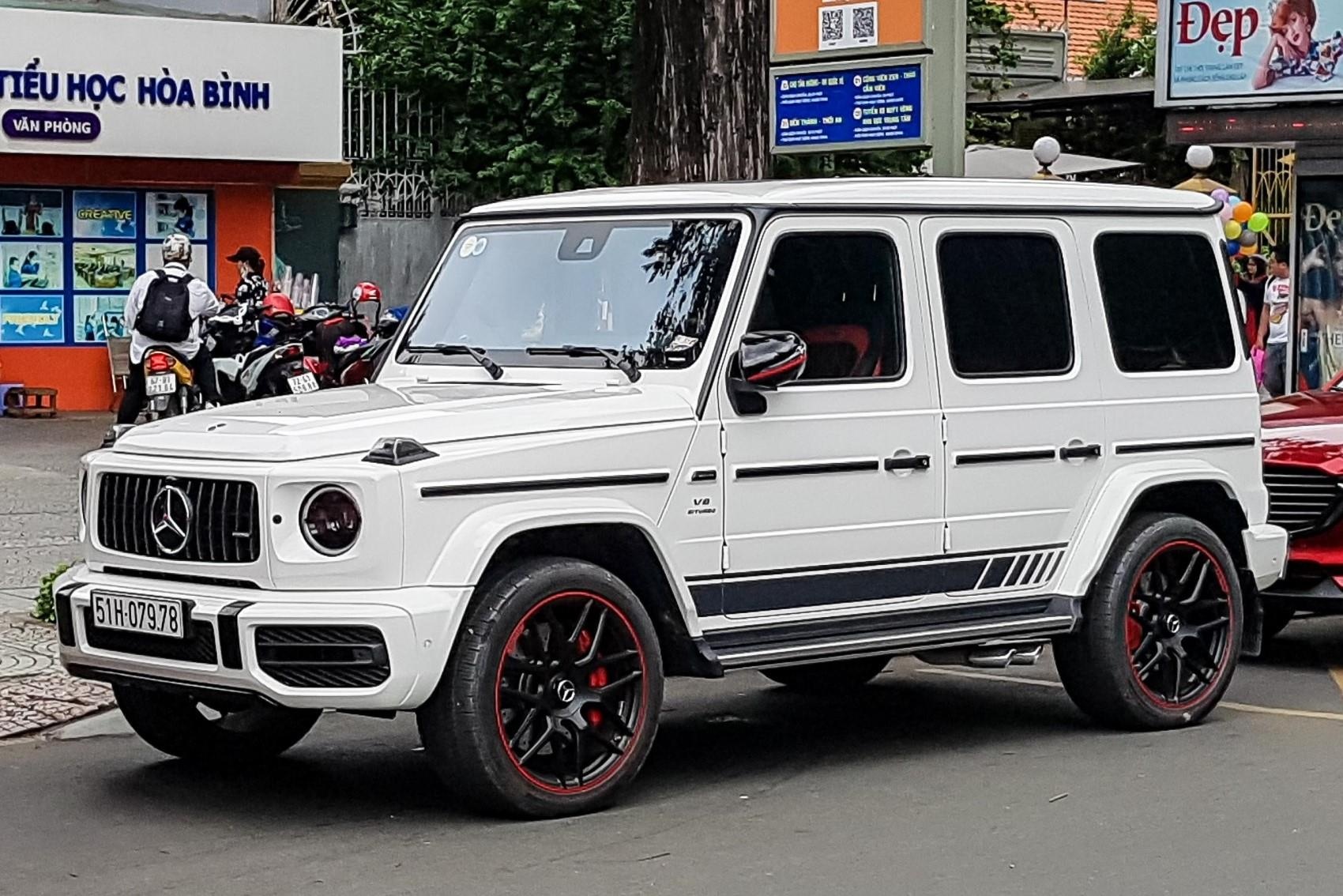 Can canh Mercedes-AMG G 63 Edition 1 cua Minh Nhua hinh anh