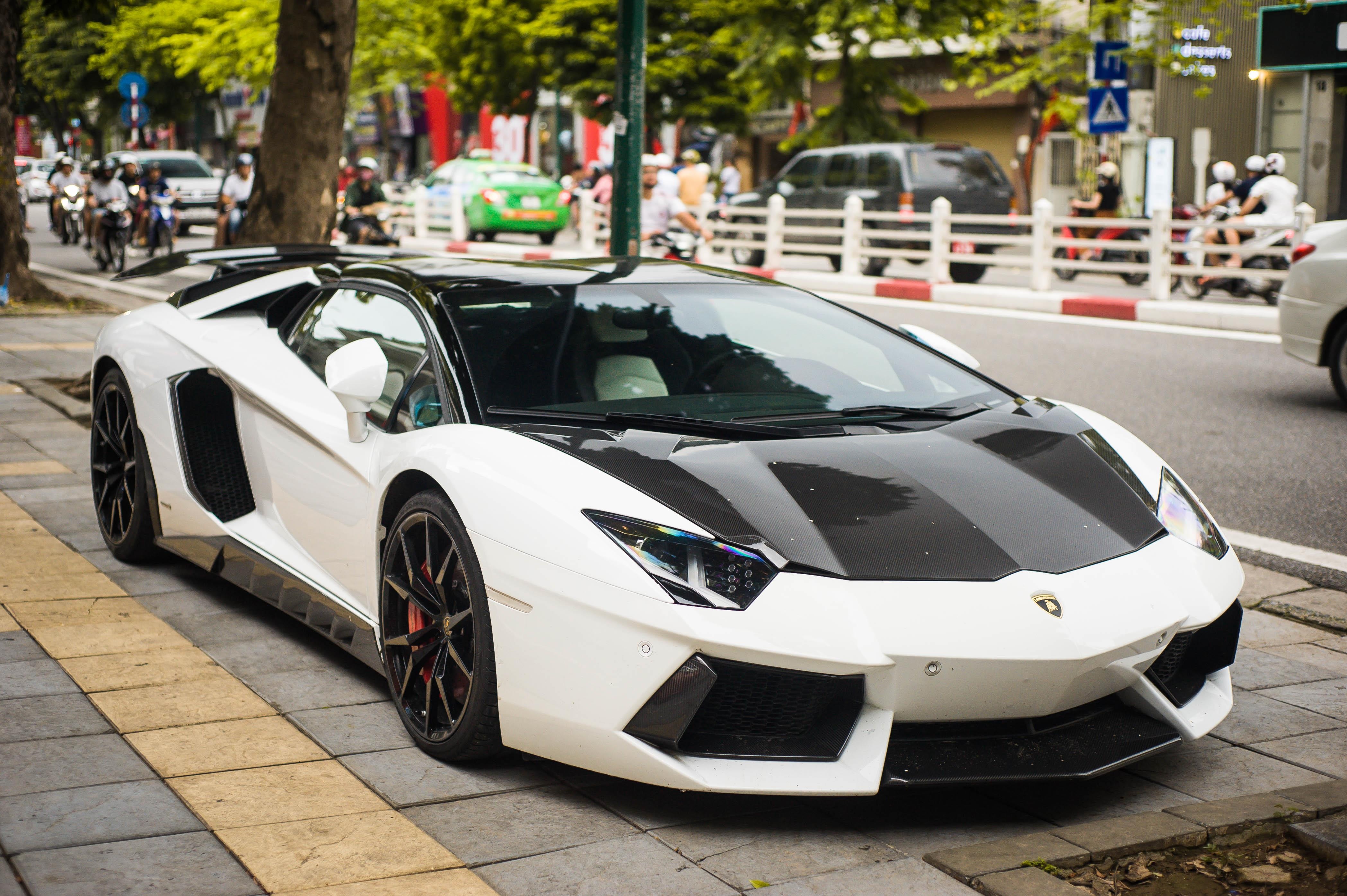 Sieu xe dao pho khuay dong thu do anh 4