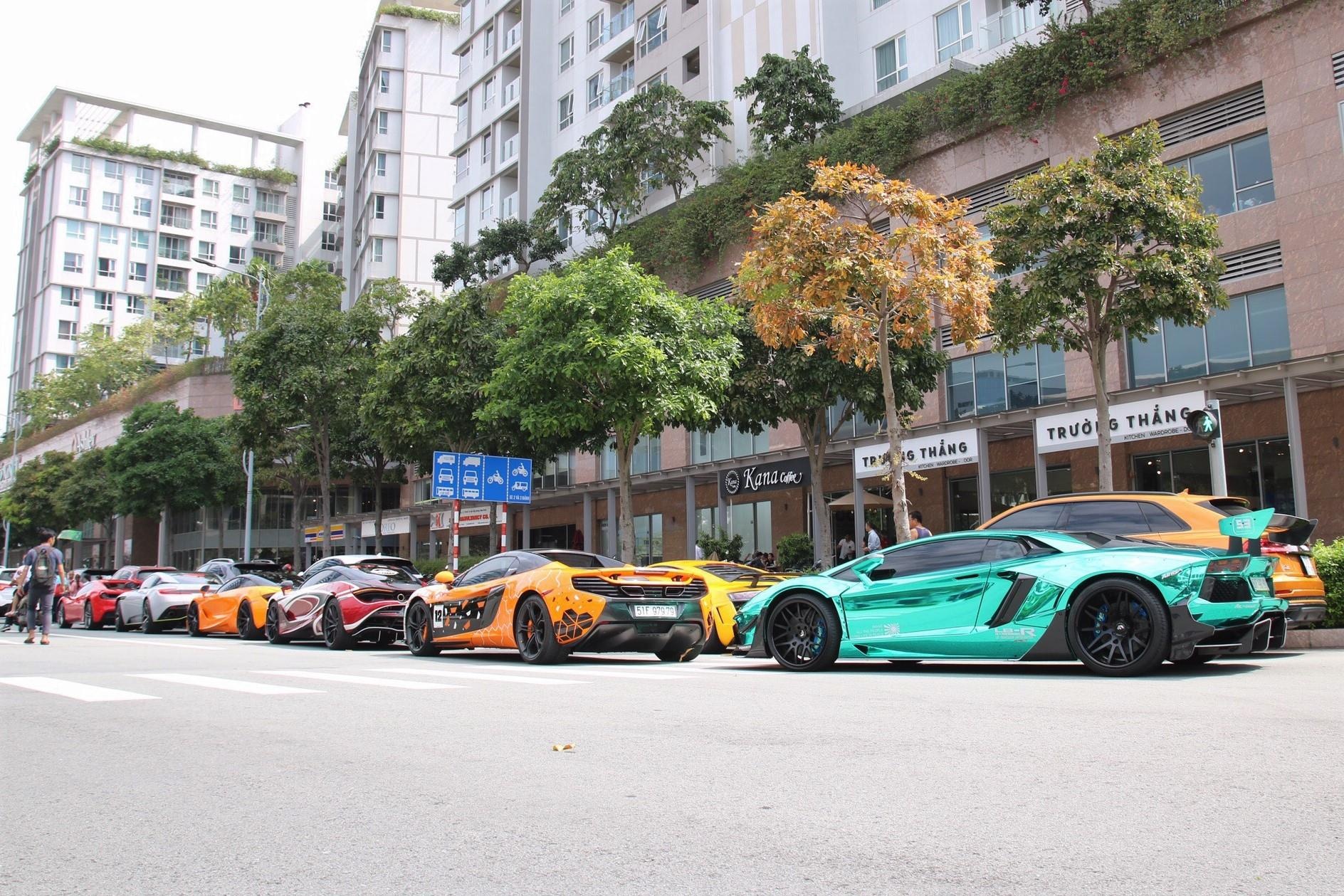 Hon 20 sieu xe tap trung anh 2