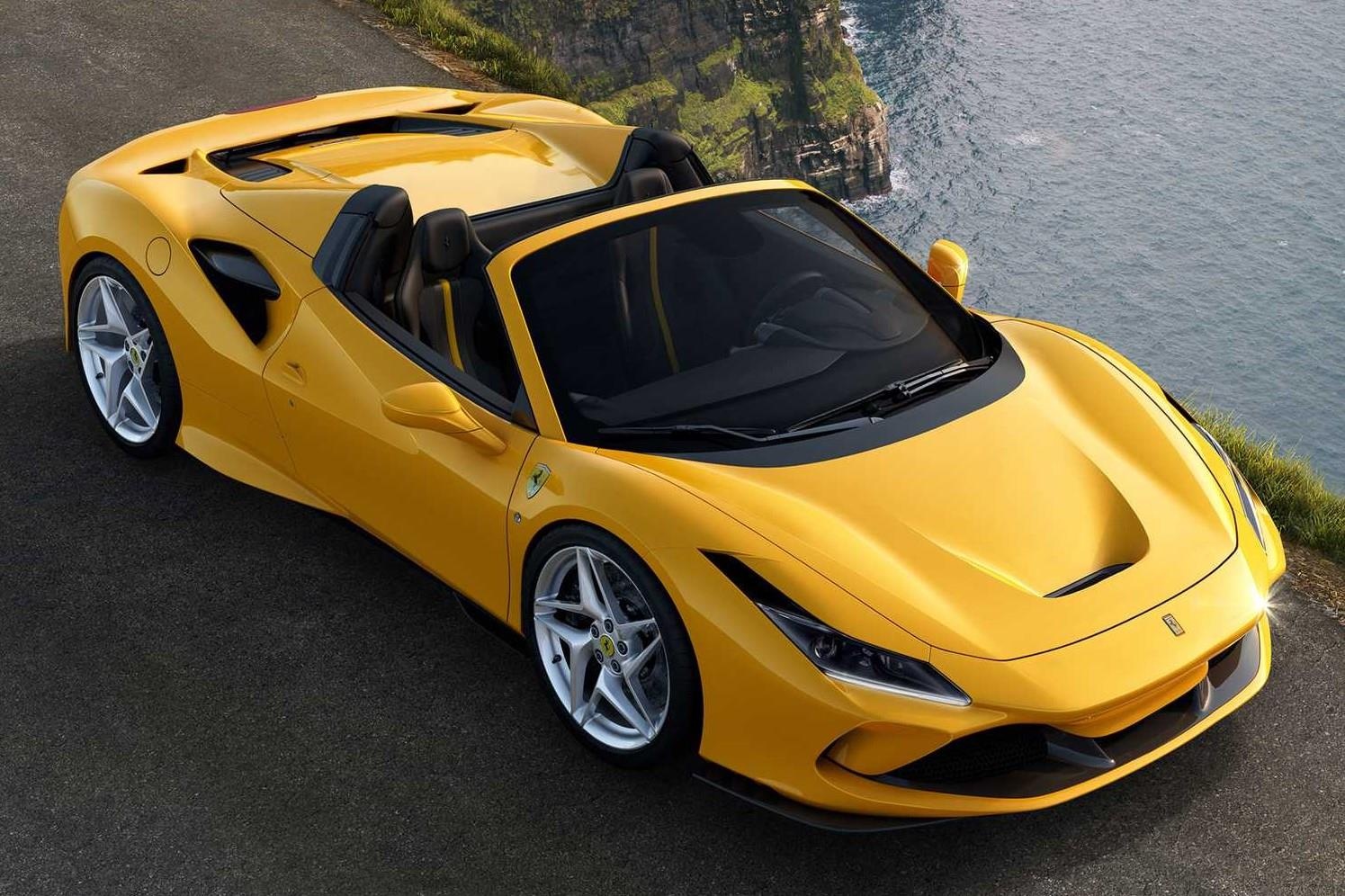 Sieu xe the thao Ferrari F8 Spider ra mat, doi dau McLaren 720S Spider hinh anh
