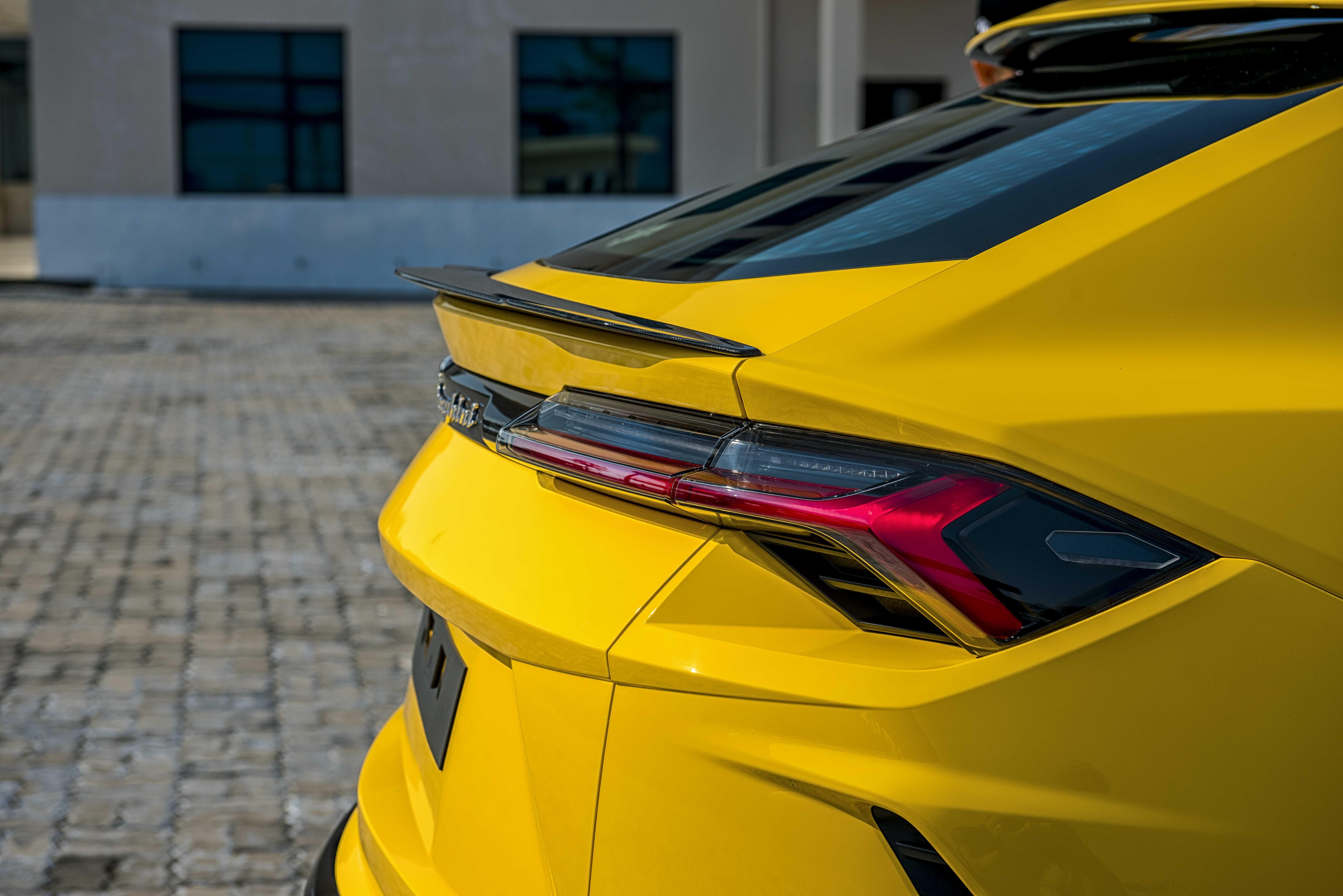 Sieu SUV Lamborghini Urus chinh hang anh 9