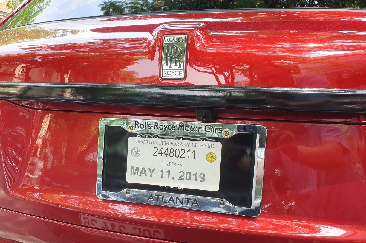 Rolls-Royce Cullinan mau doc dao pho HN anh 5