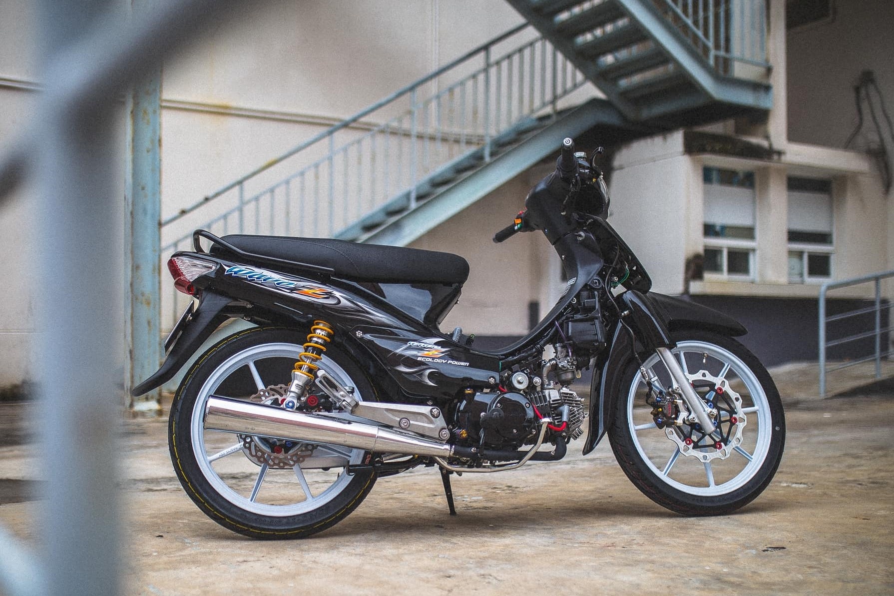 Huyen thoai Honda Wave do 100 trieu anh 3