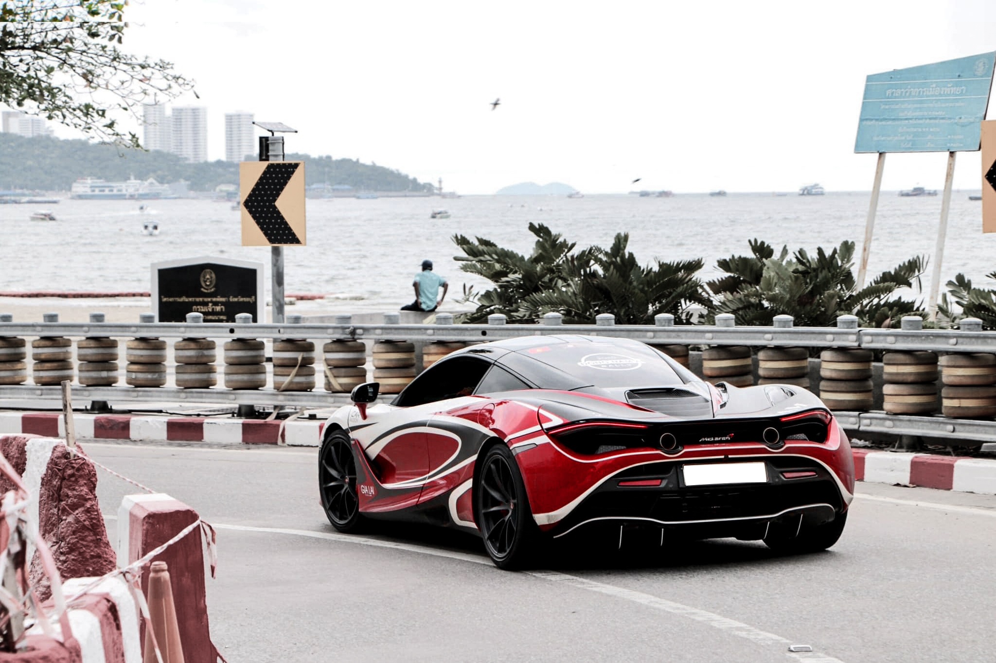 McLaren 720S tiền trạm hành trình siêu xe đã về VN ảnh 6 McLaren 720S tien tram hanh trinh sieu xe da ve VN anh 6