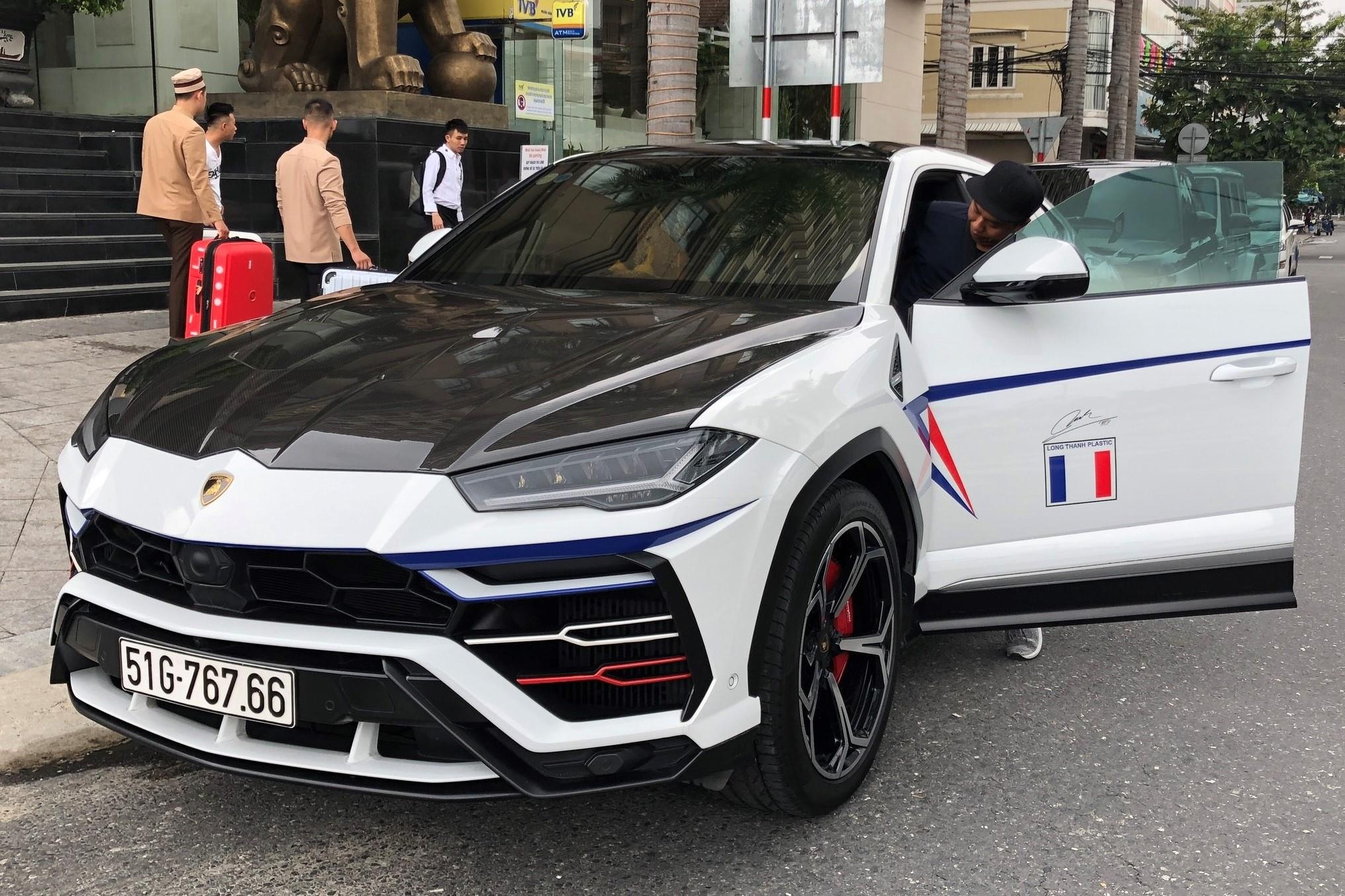 Lamborghini Urus cua Minh Nhua da thay doi nhu the nao sau mot nam? hinh anh