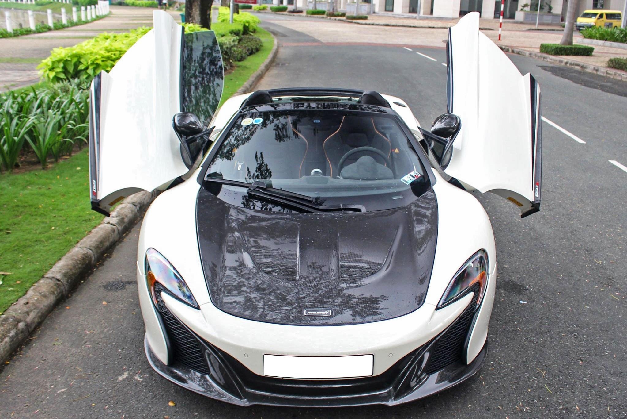 McLaren 650S Spider choi troi voi ong xa tri gia 300 trieu tai TP.HCM hinh anh