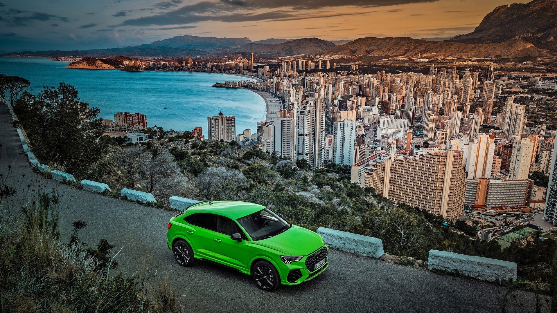 Audi RS Q3 va RS Q3 Sportback ra mat anh 1