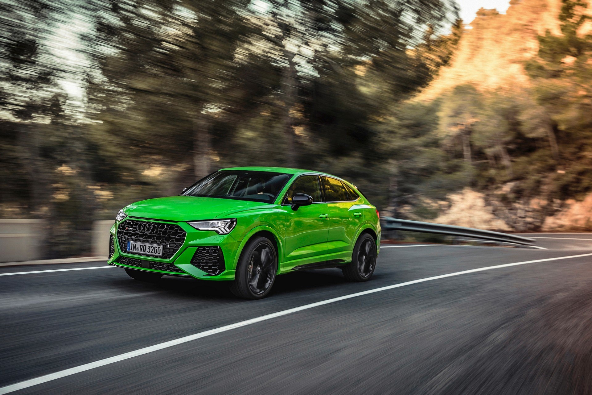 Audi RS Q3 va RS Q3 Sportback ra mat anh 7