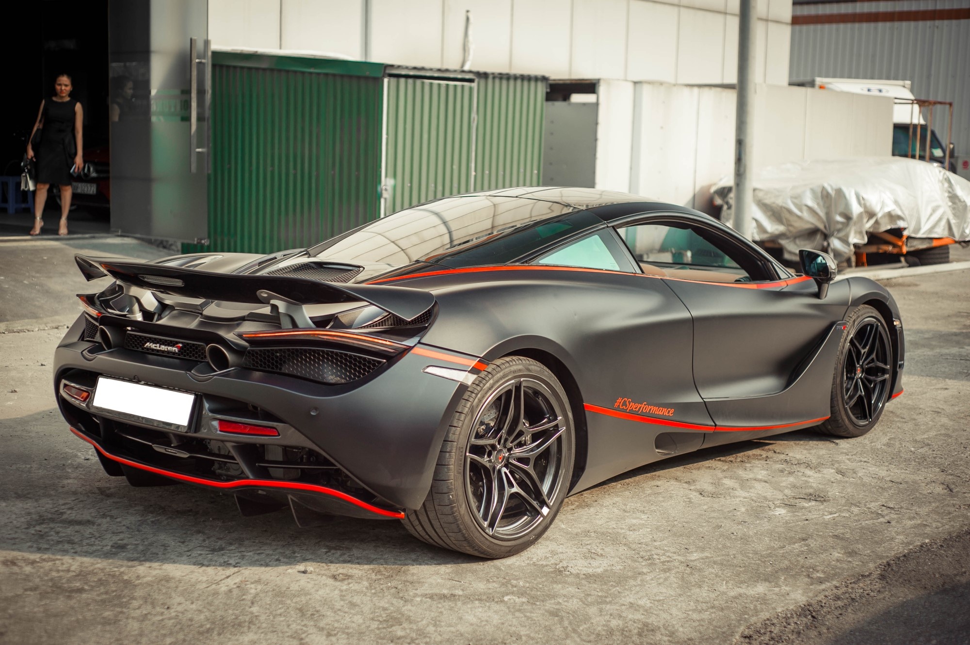 McLaren 720S dau tien Viet Nam lot xac anh 8