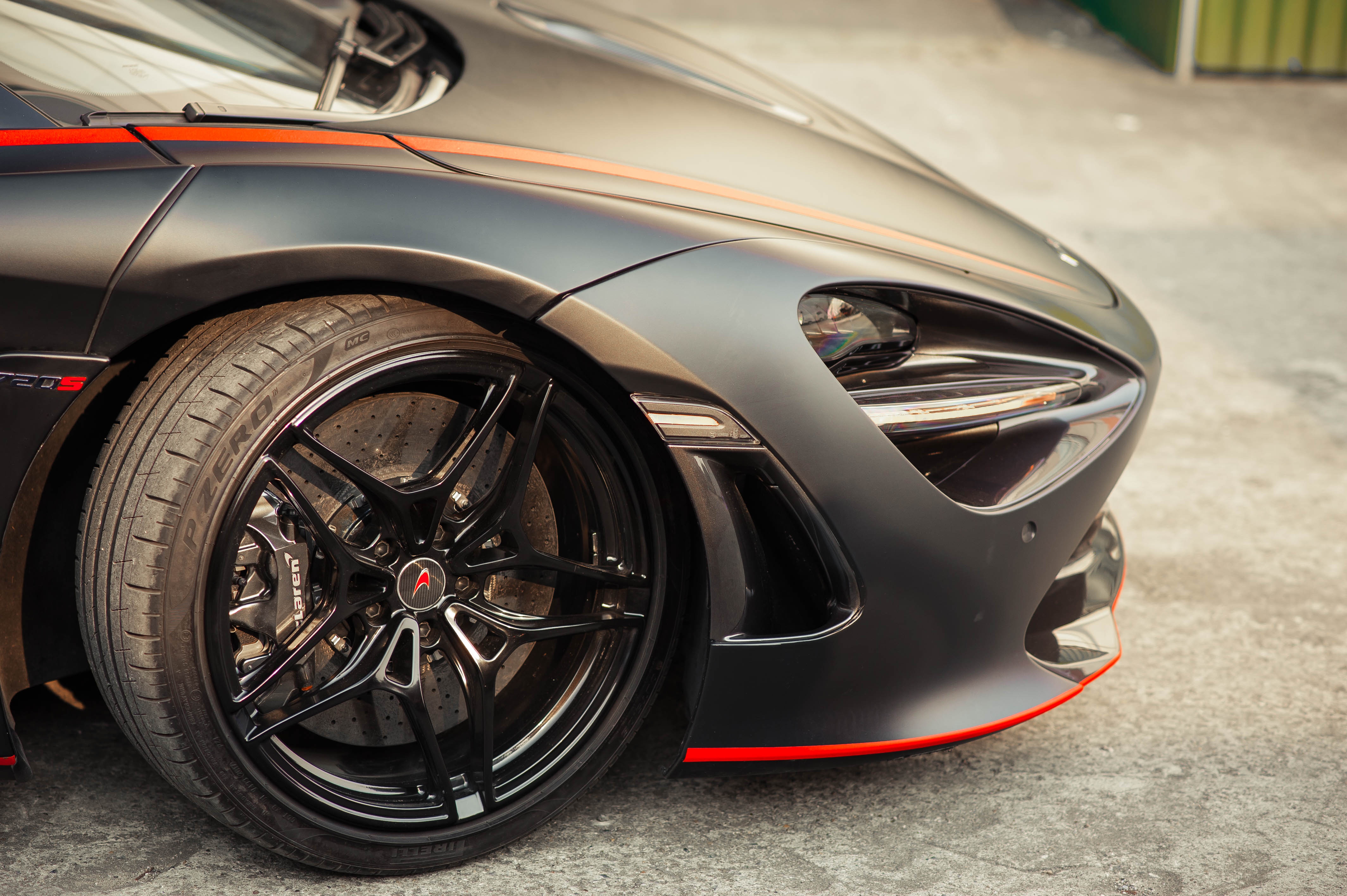 McLaren 720S dau tien Viet Nam lot xac anh 24