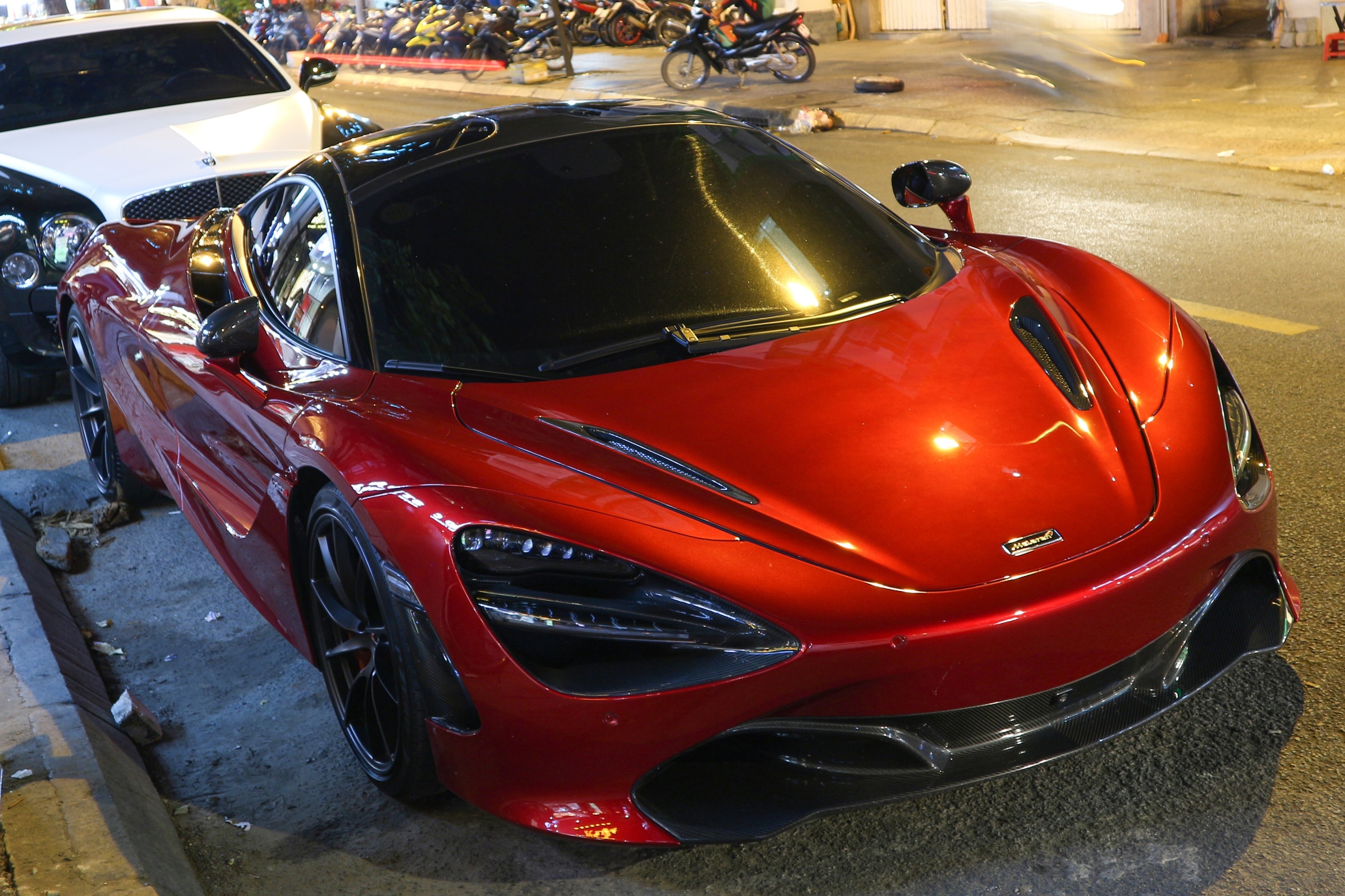 McLaren 720S về màu nguyên bản ảnh 2 McLaren 720S ve mau nguyen ban anh 2