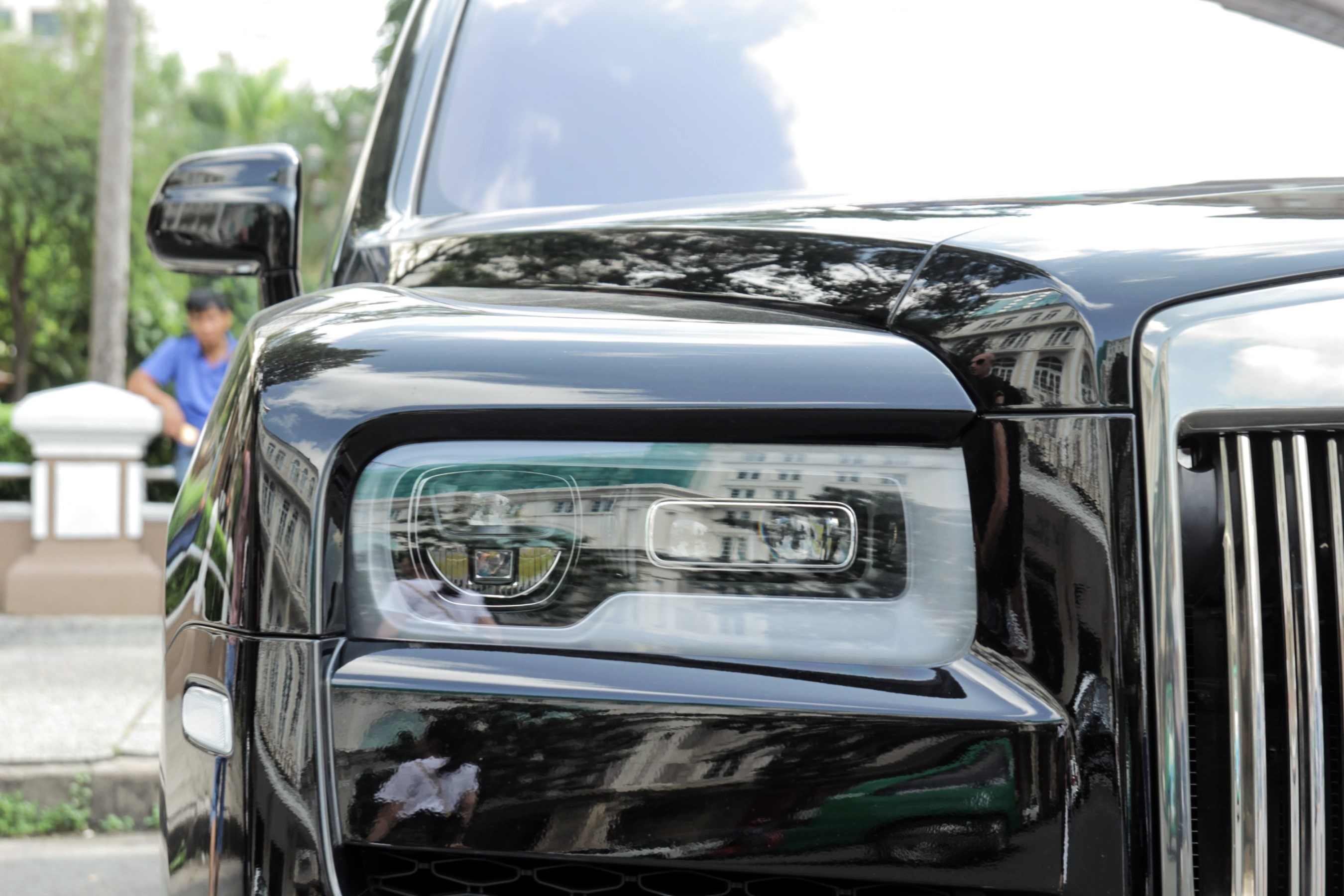 Rolls-Royce Cullinan dau tien cap ben TP.HCM anh 8