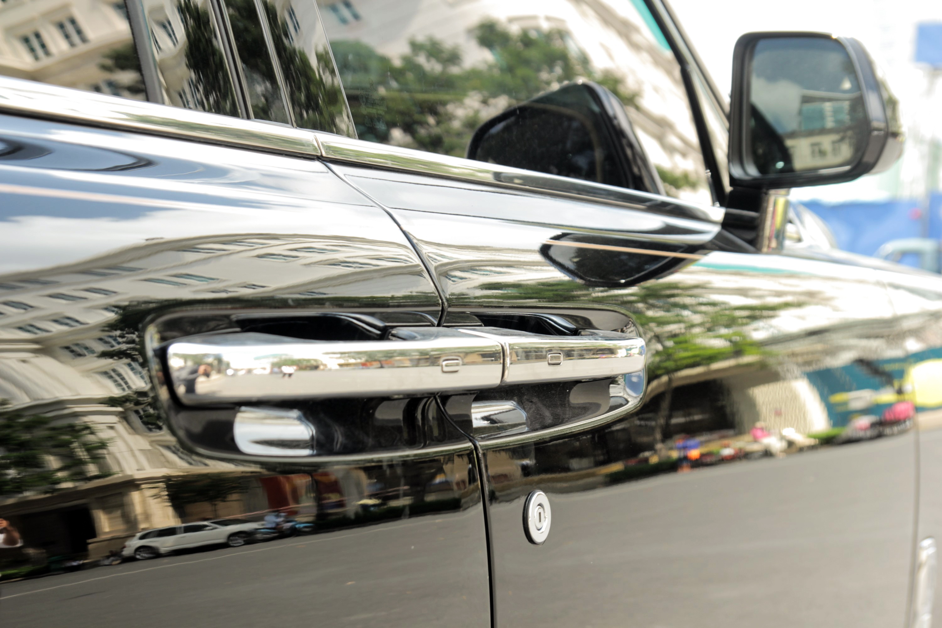 Rolls-Royce Cullinan dau tien cap ben TP.HCM anh 11