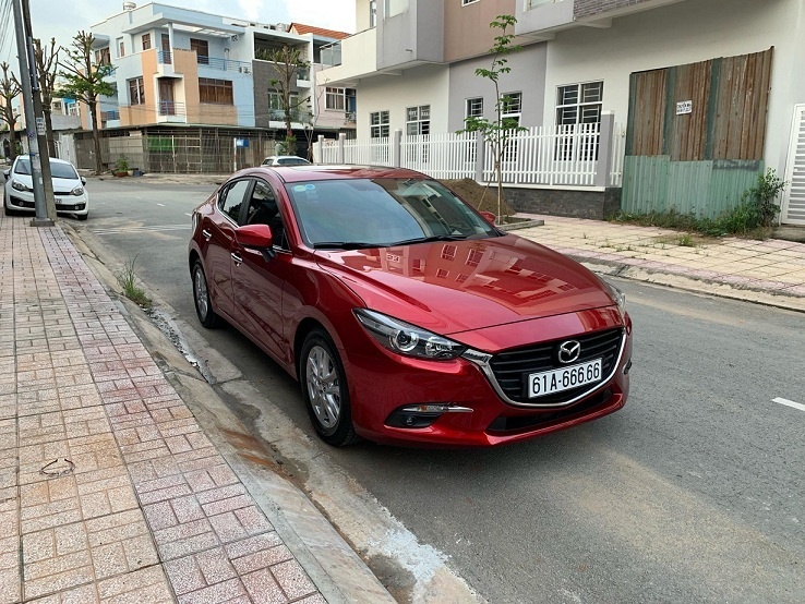 Mazda3 luc quy 6 duoc ban lai gia 2, 6 ty anh 3