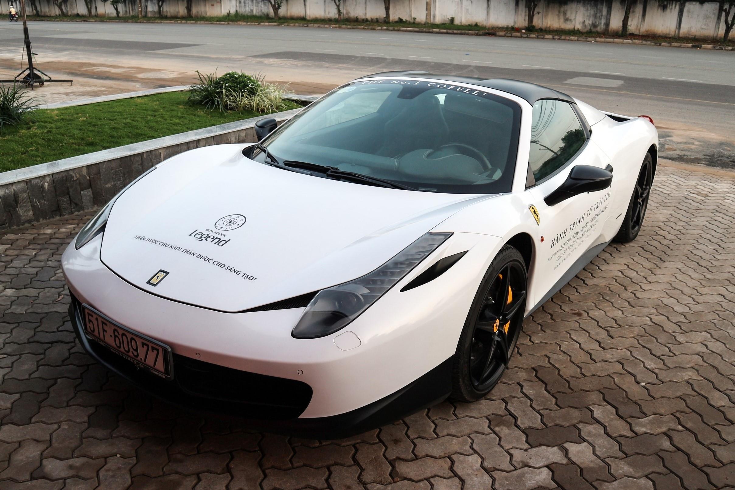 Sieu xe cua ong Dang Le Nguyen Vu co mat tai le ra mat Ferrari o VN hinh anh