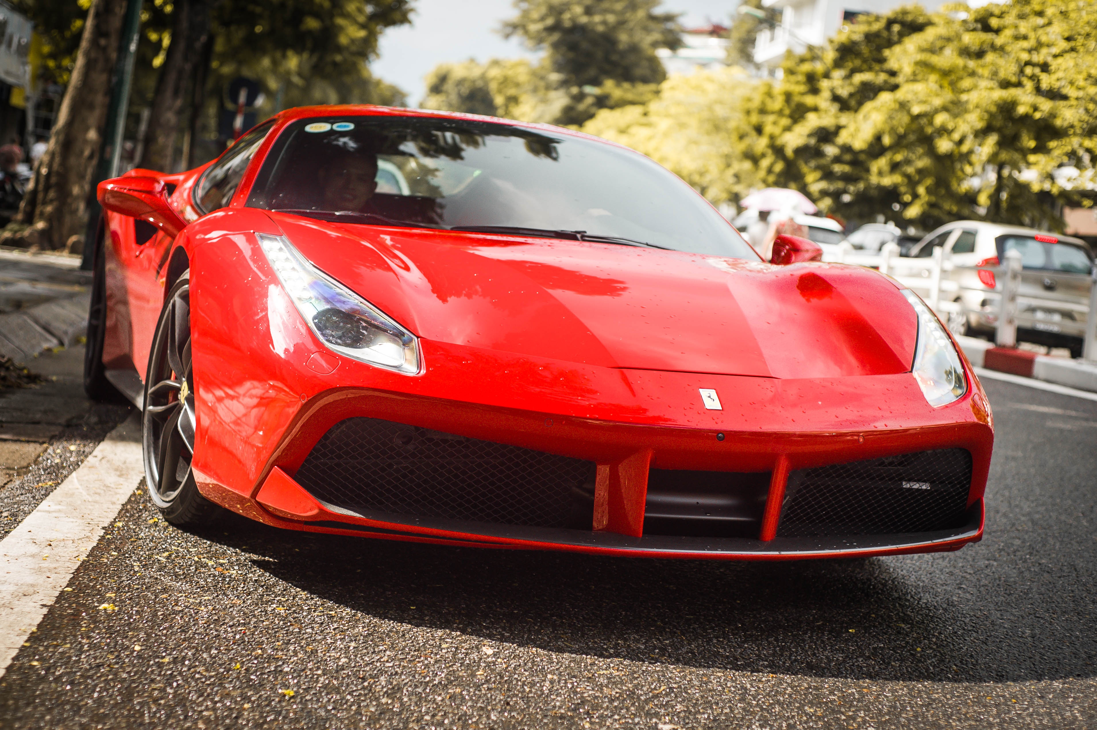 Ferrari 488 GTB cua Tuan Hung anh 15