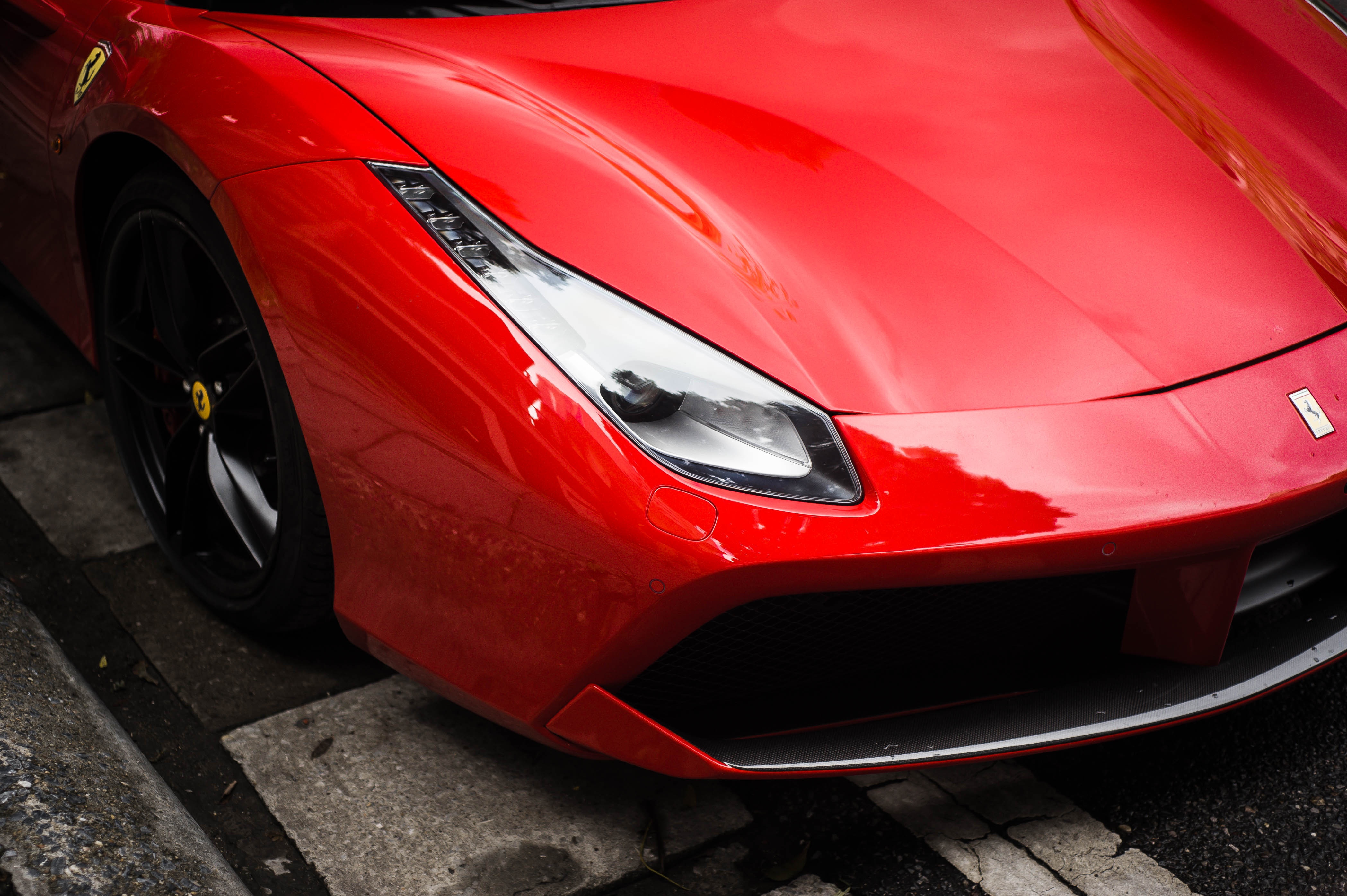 Ferrari 488 GTB cua Tuan Hung anh 25