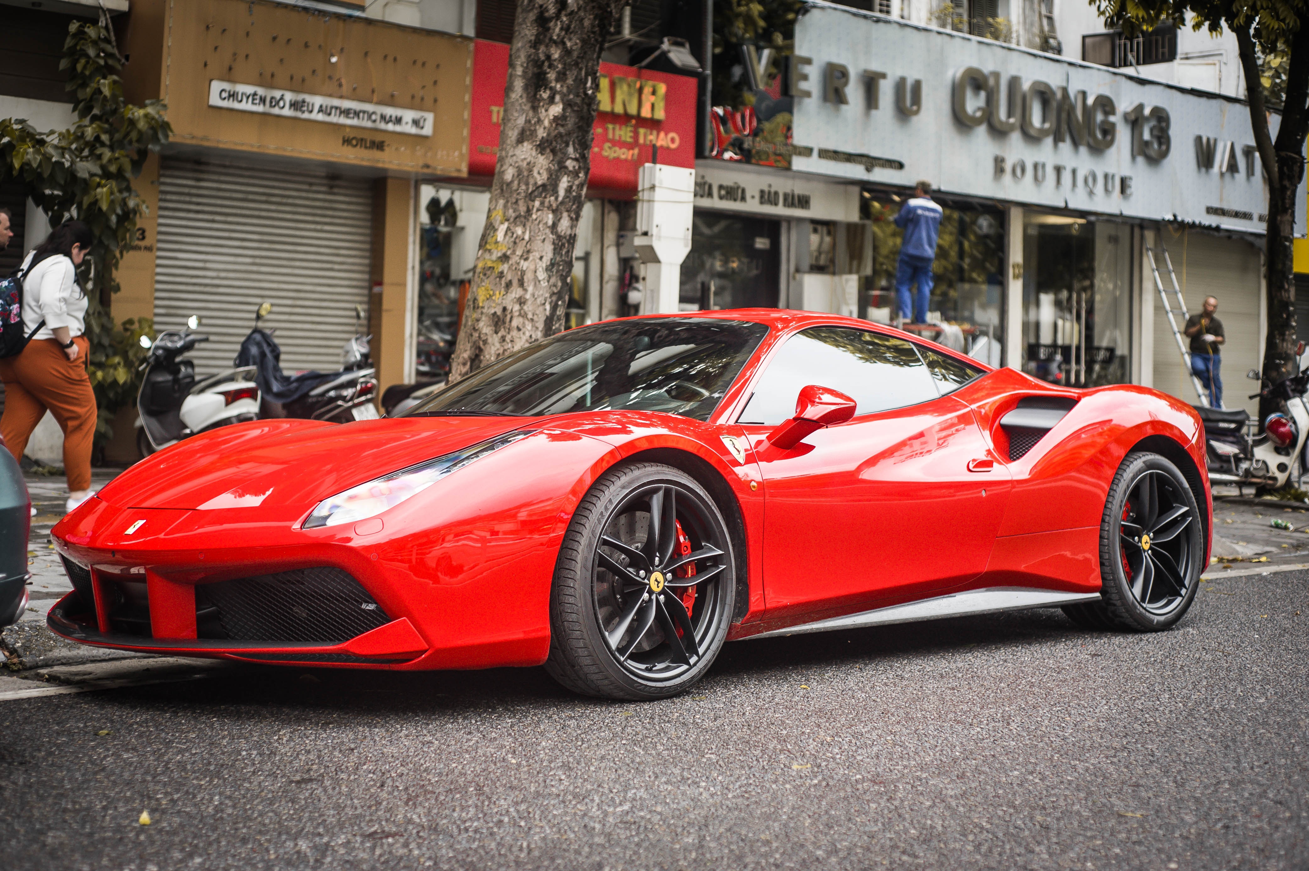 Ferrari 488 GTB cua Tuan Hung anh 11