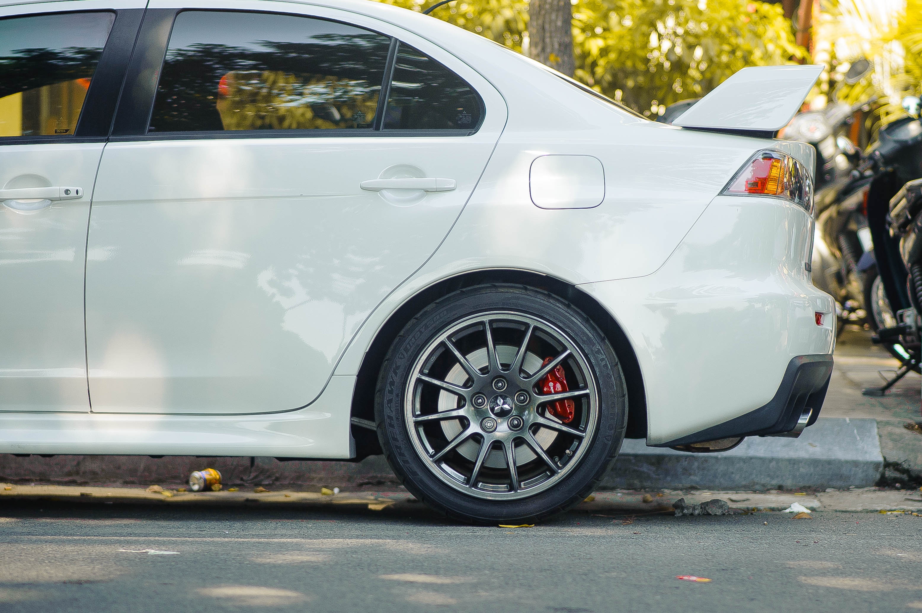 Mitsubishi Lancer Evolution o Viet Nam anh 5