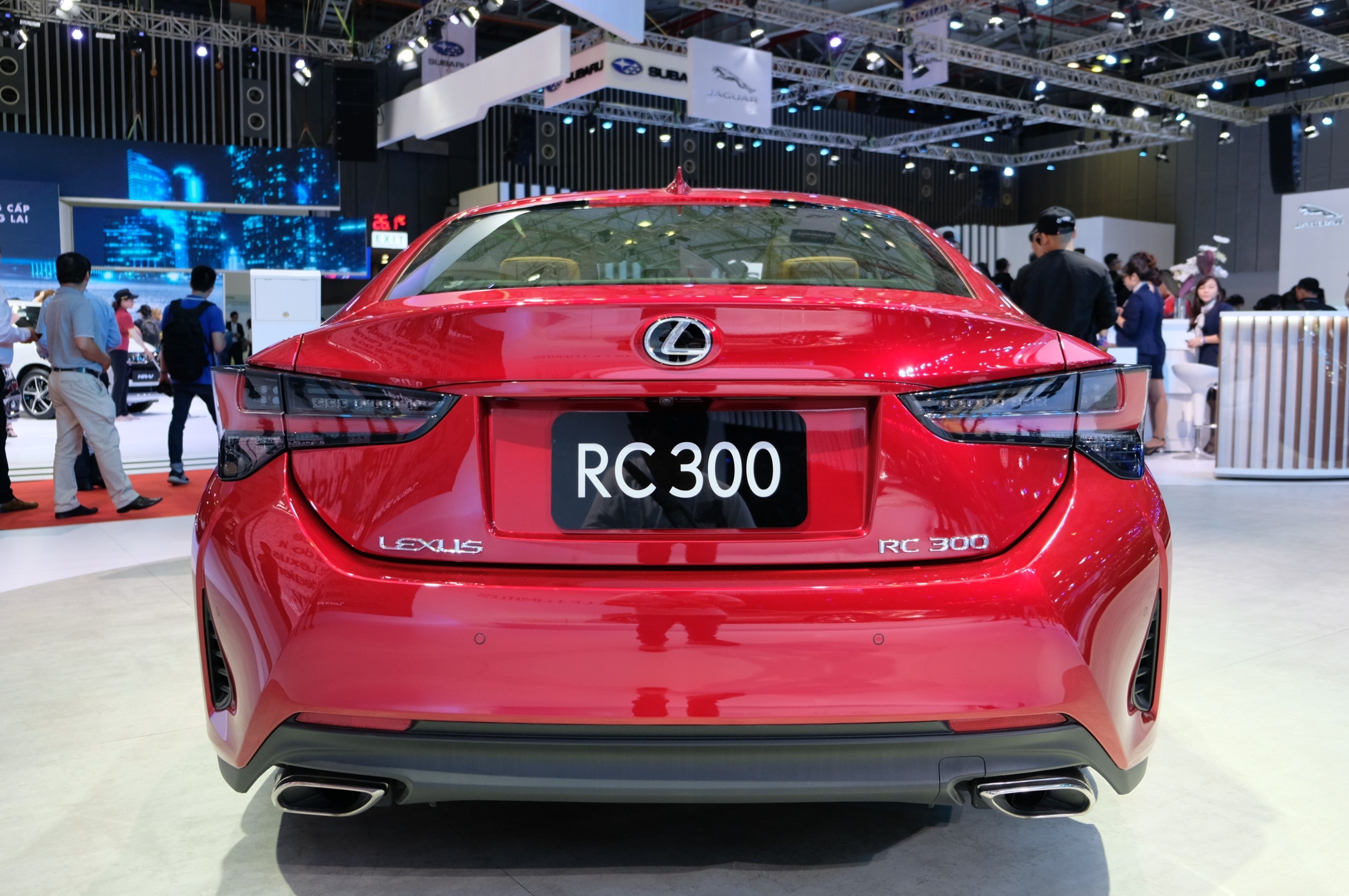 Lexus RC 300 ra mat anh 4