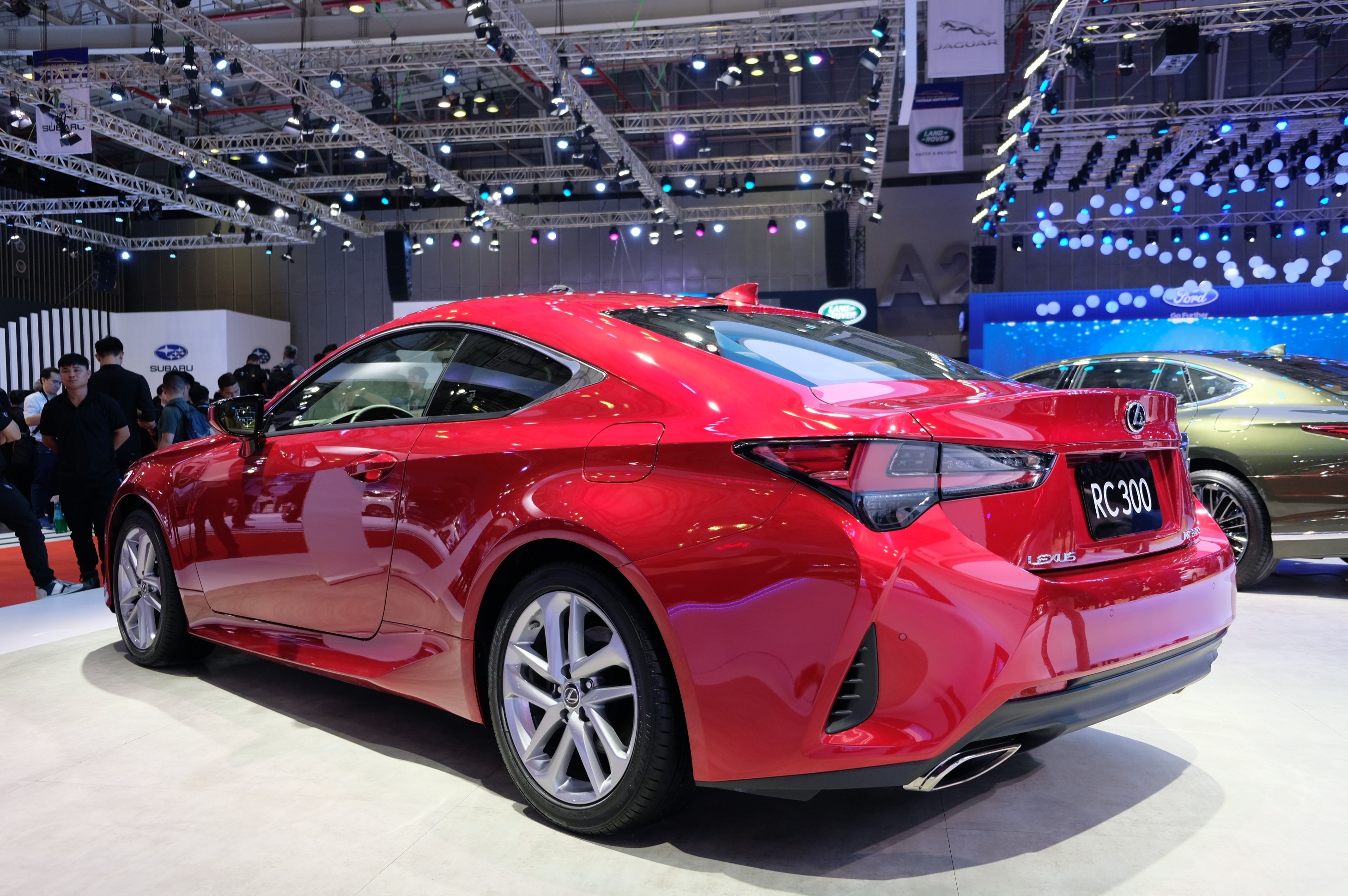 Lexus RC 300 ra mat anh 5
