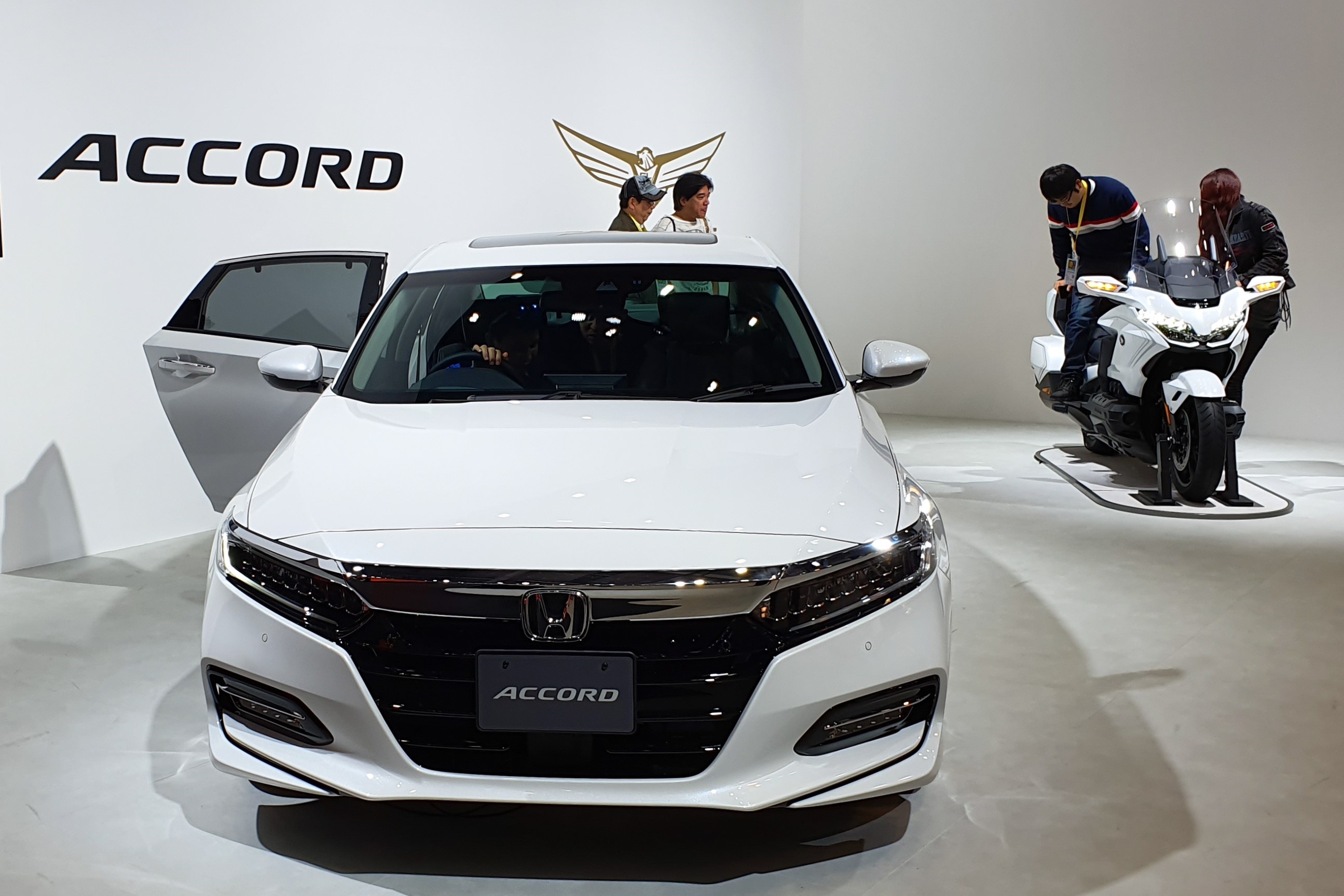 Honda Accord ra mat tai Nhat anh 2