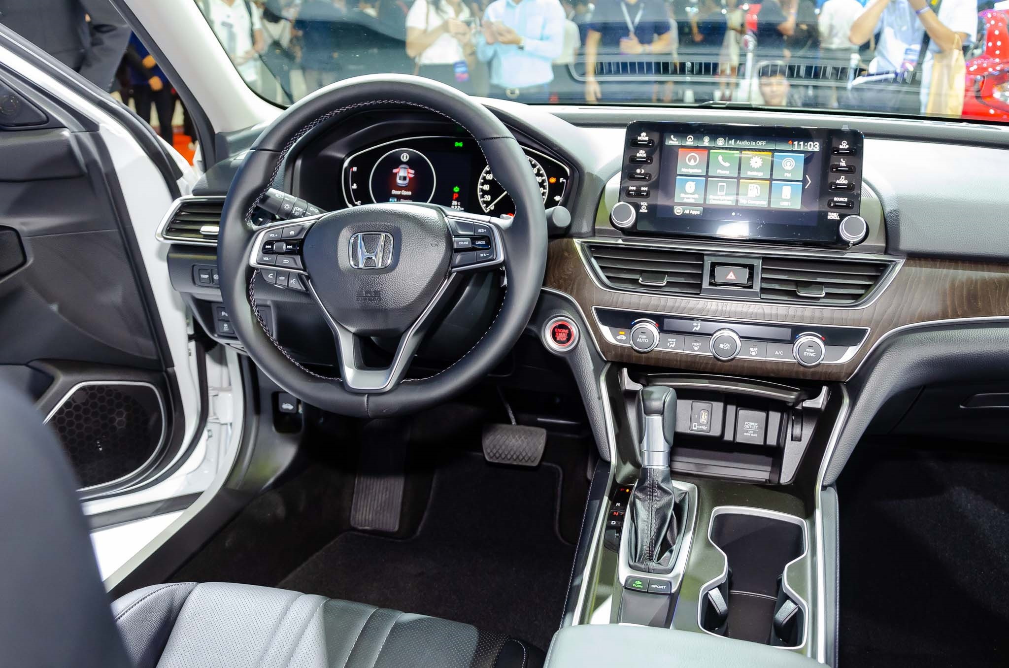 Honda Accord ra mat tai Nhat anh 6