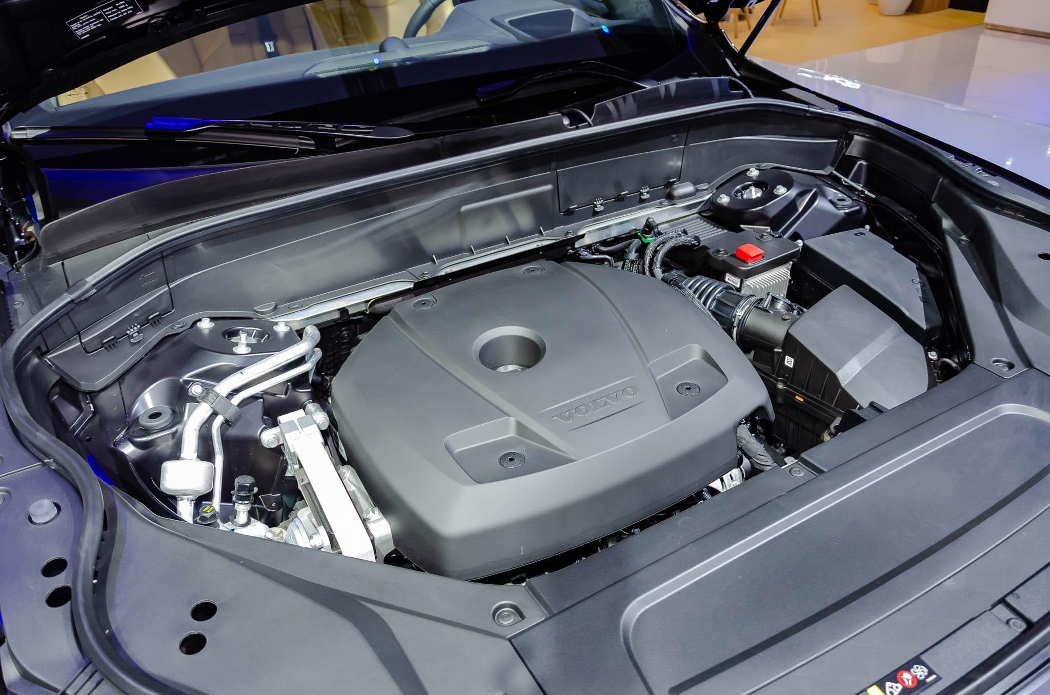 Volvo XC90 bản nâng cấp ra mắt ảnh 9 Volvo XC90 ban nang cap ra mat anh 9