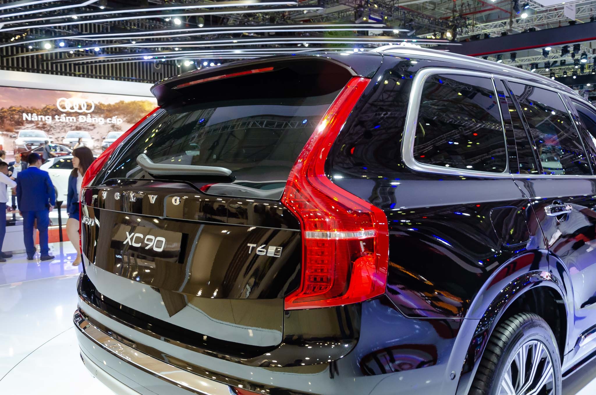 Volvo XC90 bản nâng cấp ra mắt ảnh 4 Volvo XC90 ban nang cap ra mat anh 4