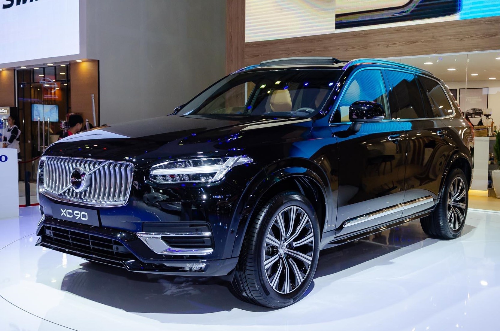 Volvo XC90 bản nâng cấp ra mắt ảnh 12 Volvo XC90 ban nang cap ra mat anh 12