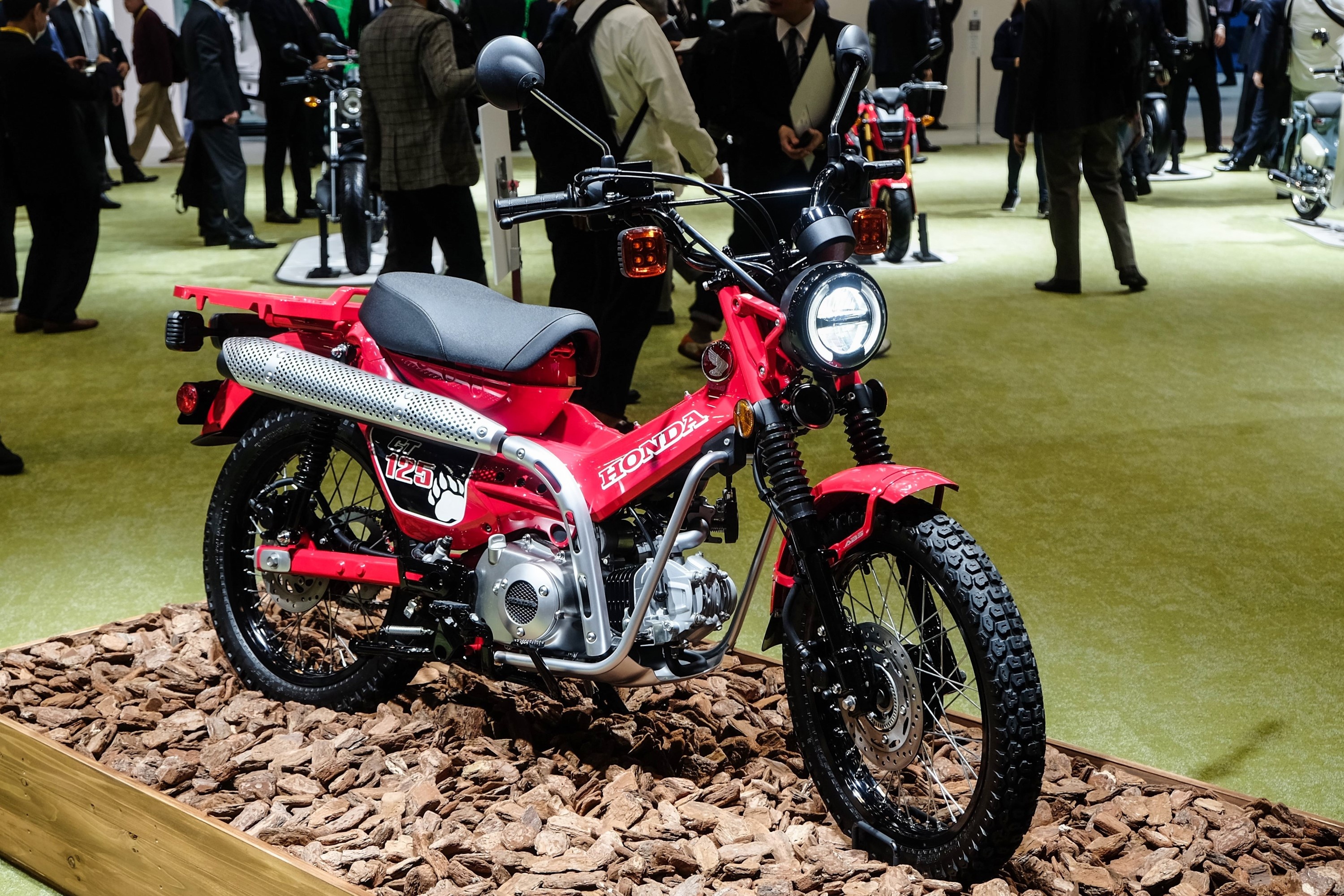 Honda Cub ban dia hinh ra mat anh 1