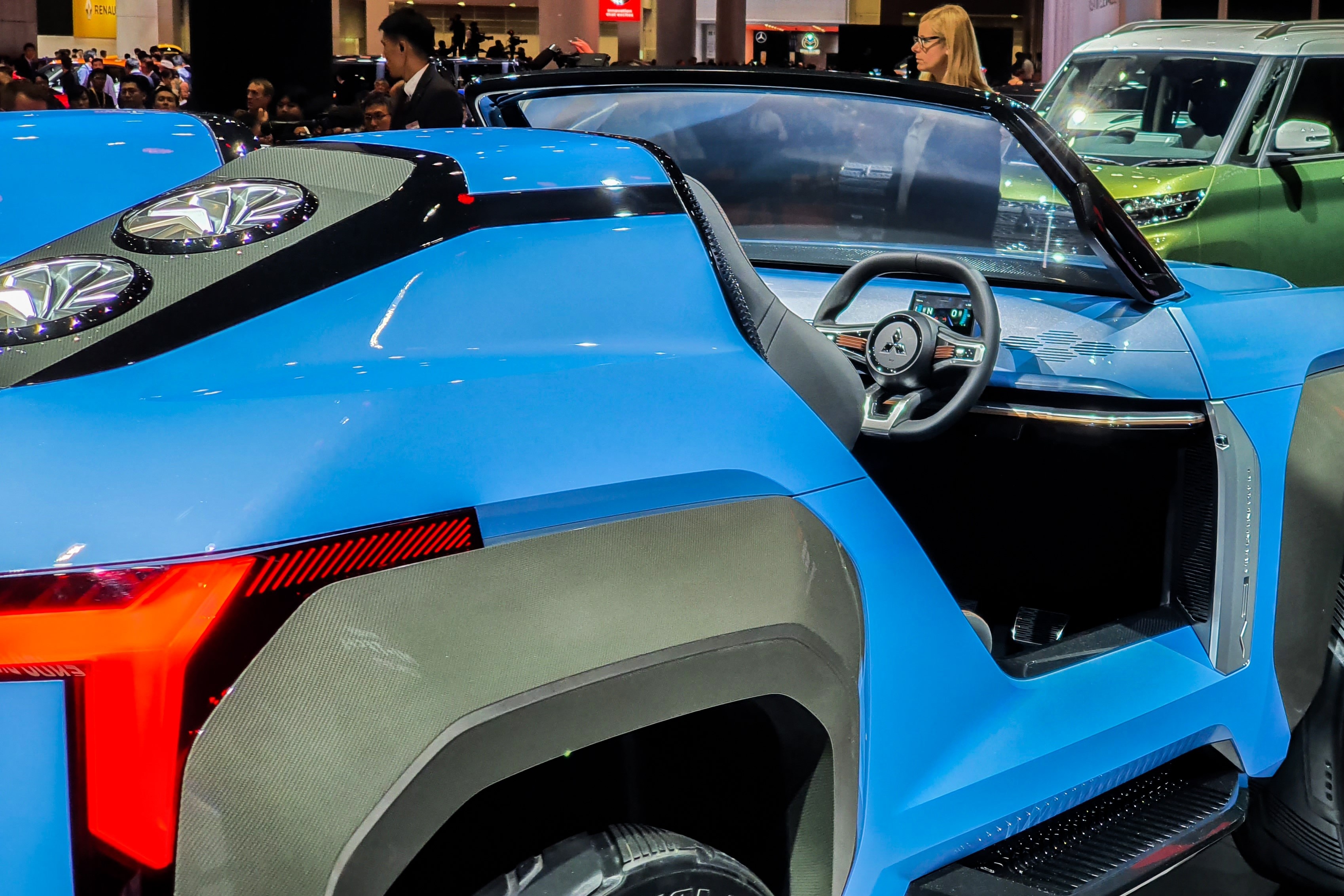 Mitsubishi Mi-Tech Concept ra mắt ảnh 8 Mitsubishi Mi-Tech Concept ra mat anh 8
