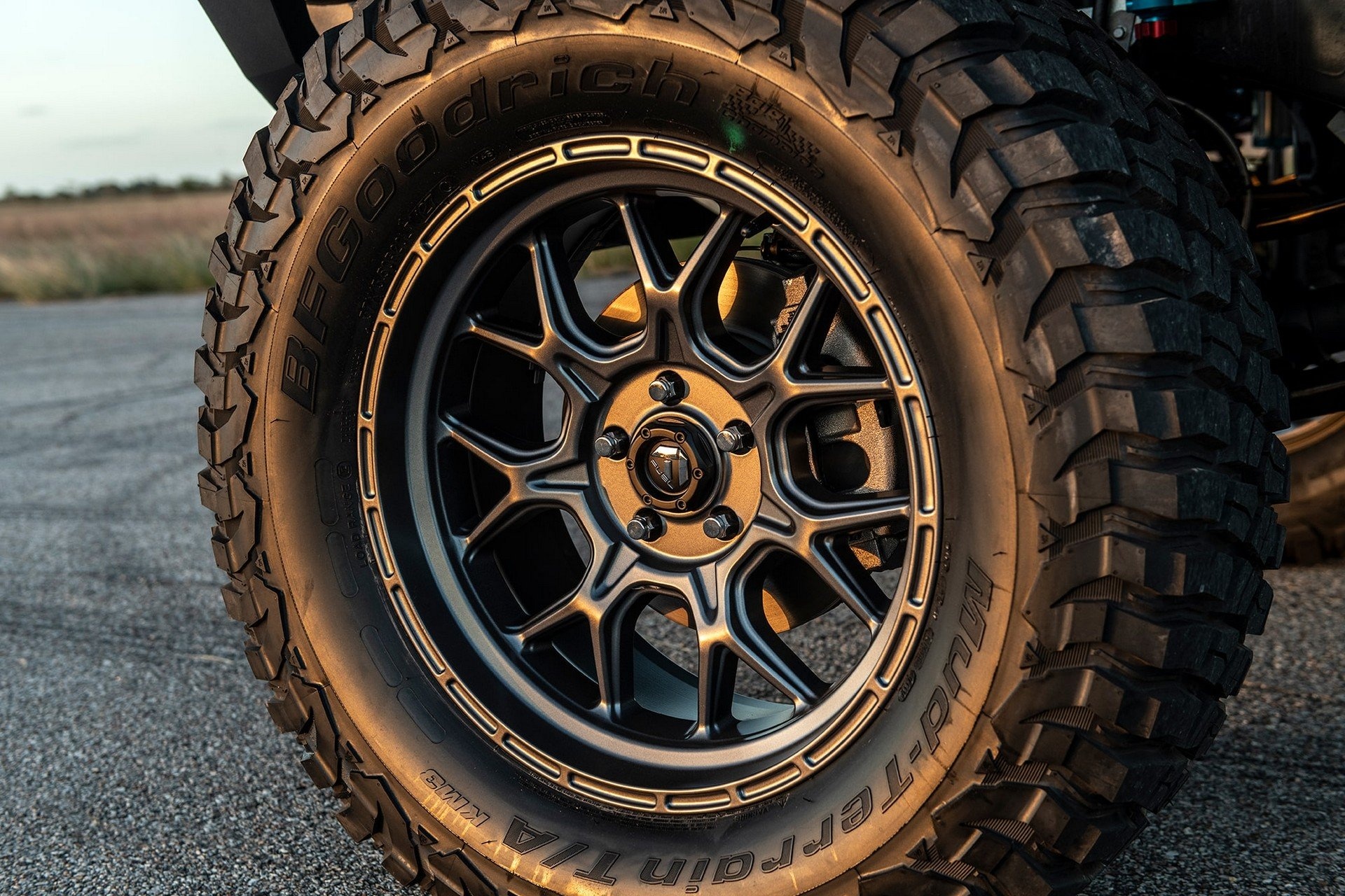 Xe Jeep do 1.000 ma luc anh 6