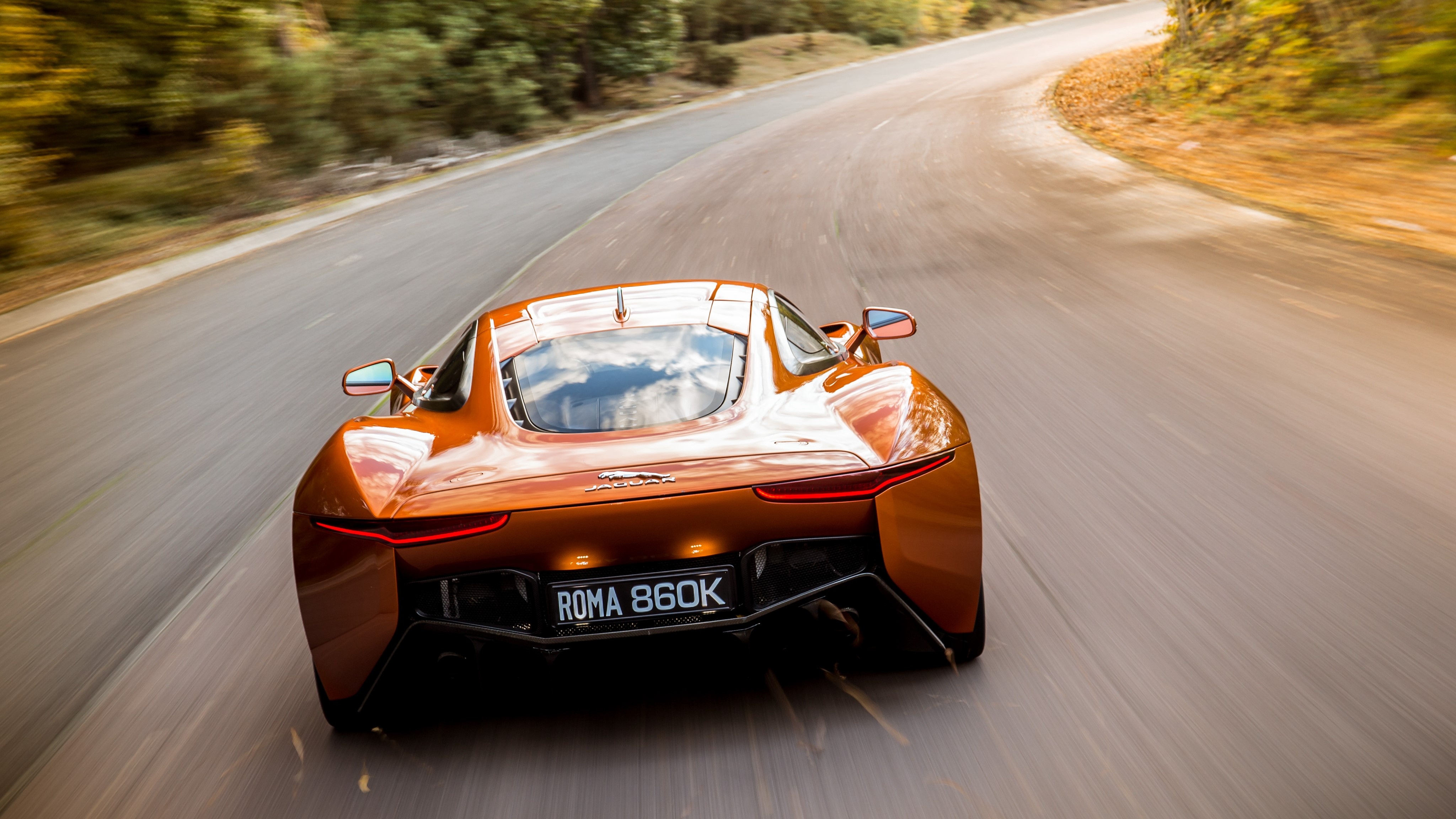 Jaguar C-X75 cua James Bond anh 16
