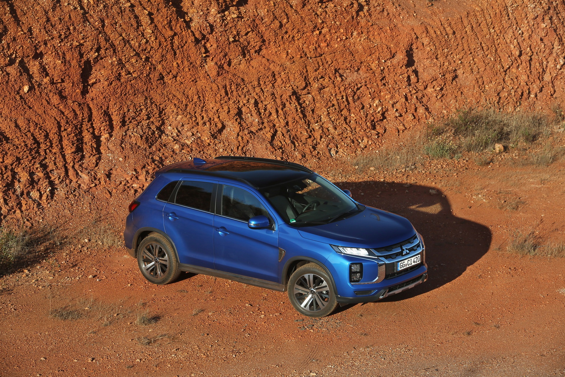 Mitsubishi Outlander 2020 ra mat anh 1