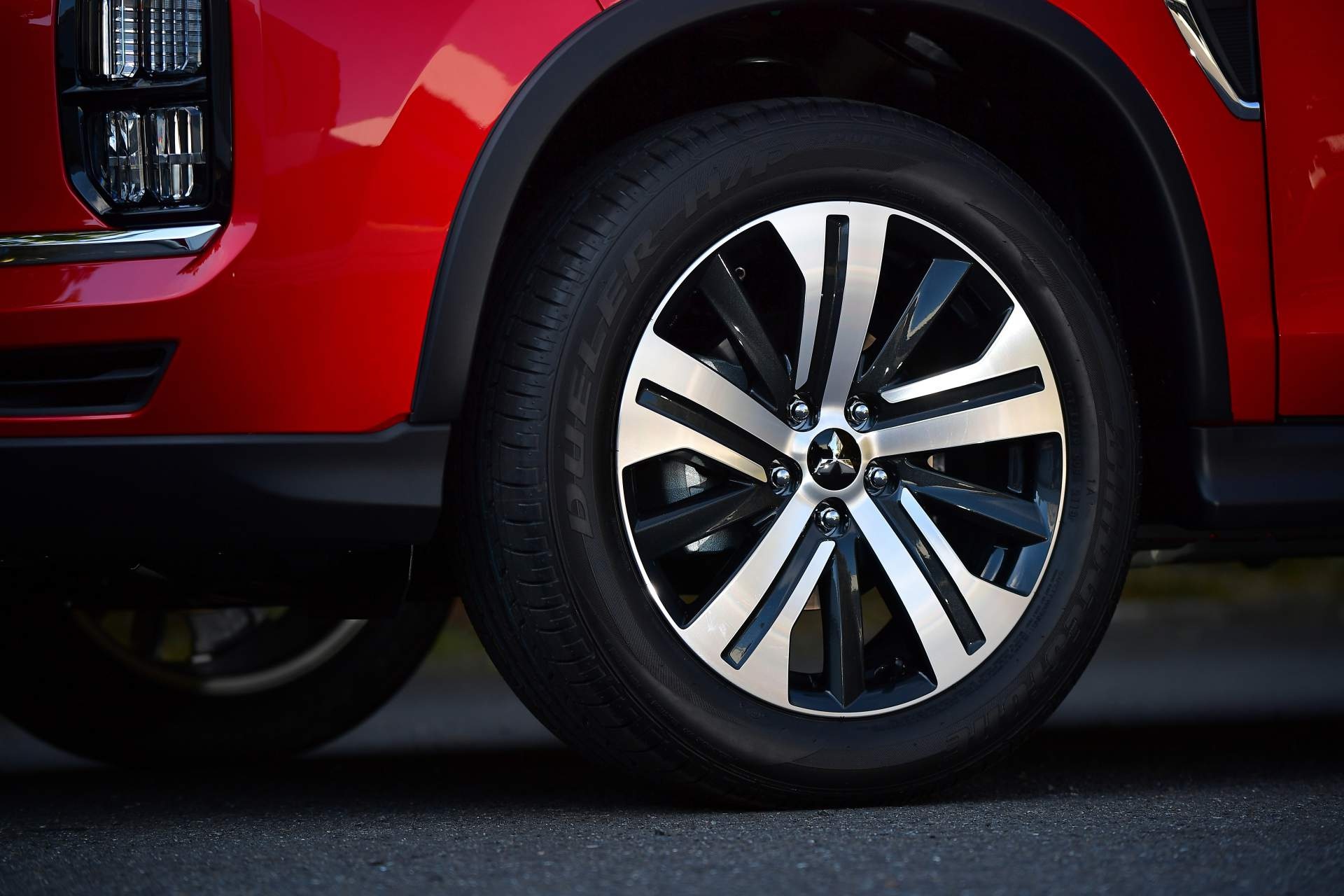 Mitsubishi Outlander 2020 ra mat anh 4