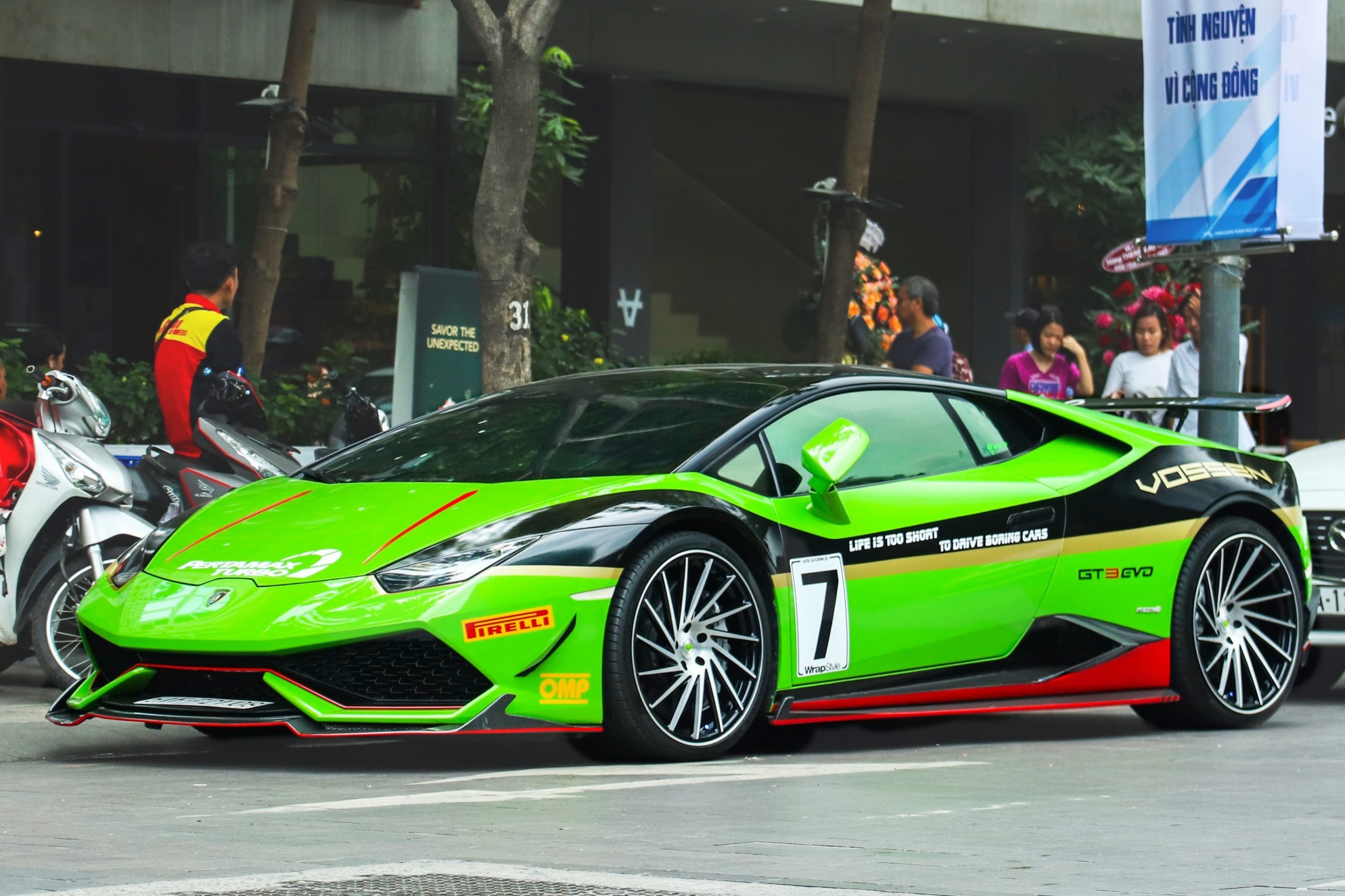 Lamborghini Huracan do RevoZport anh 1
