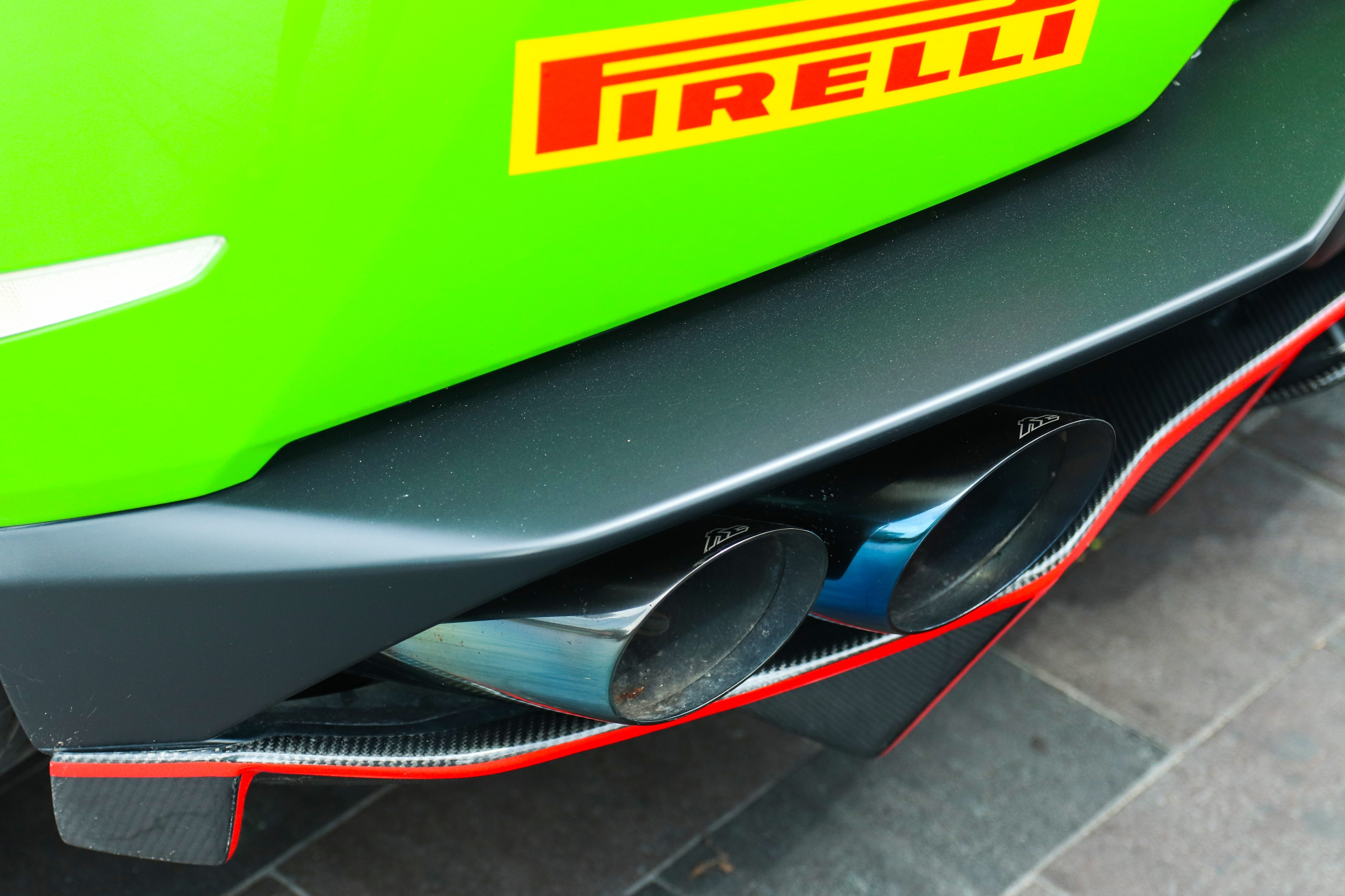 Lamborghini Huracan do RevoZport anh 9